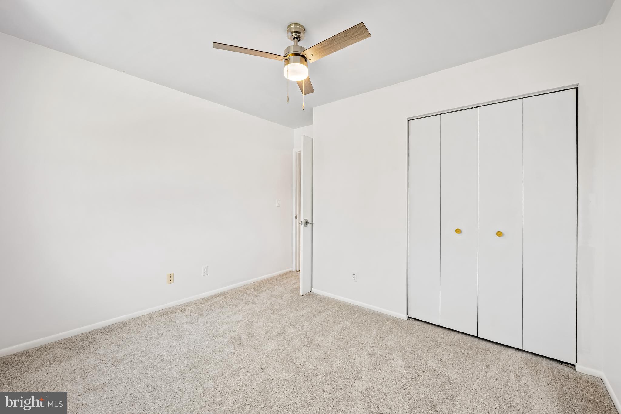 VELVET HILLS - Residential