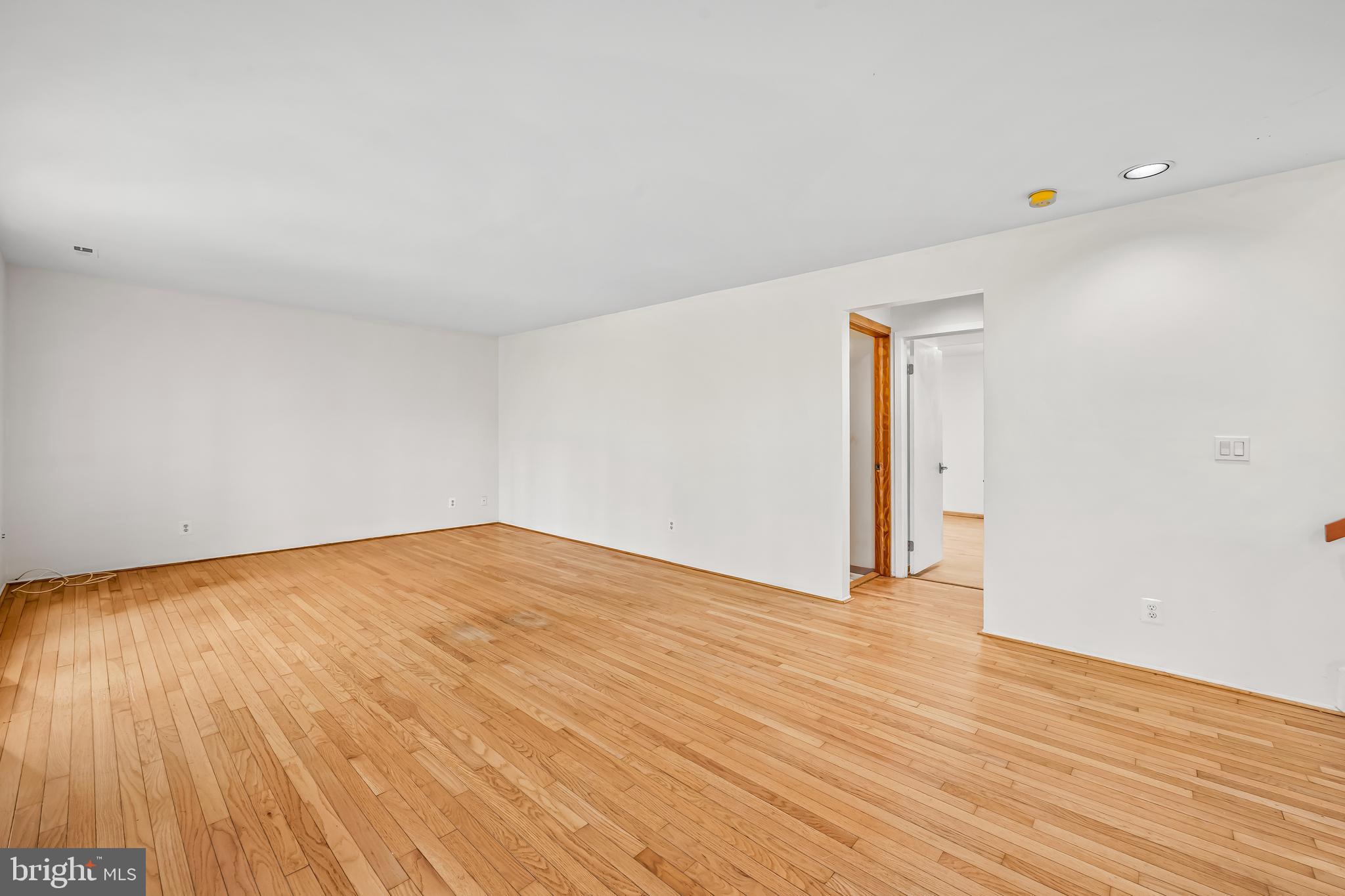 VELVET HILLS - Residential