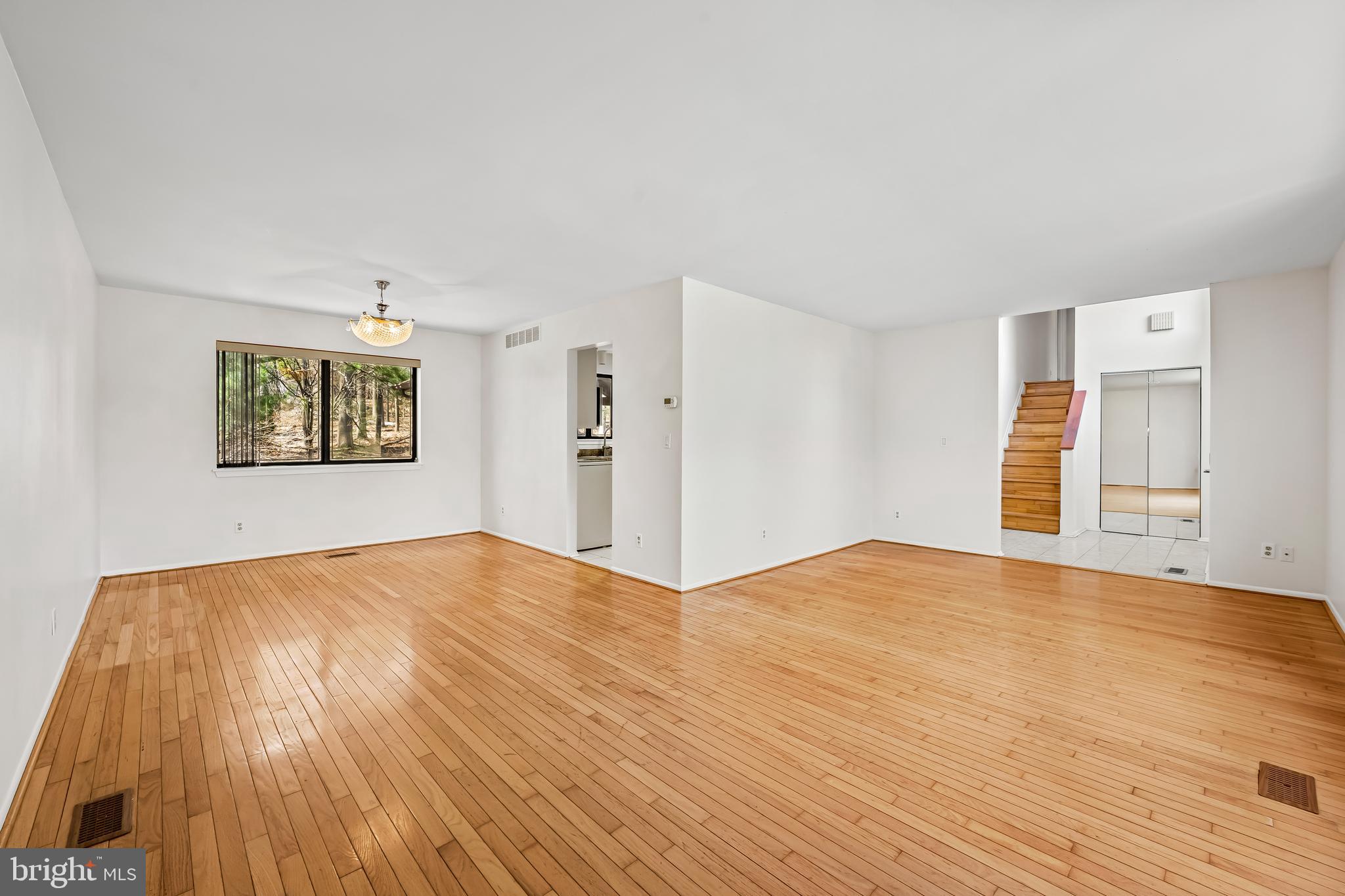 VELVET HILLS - Residential