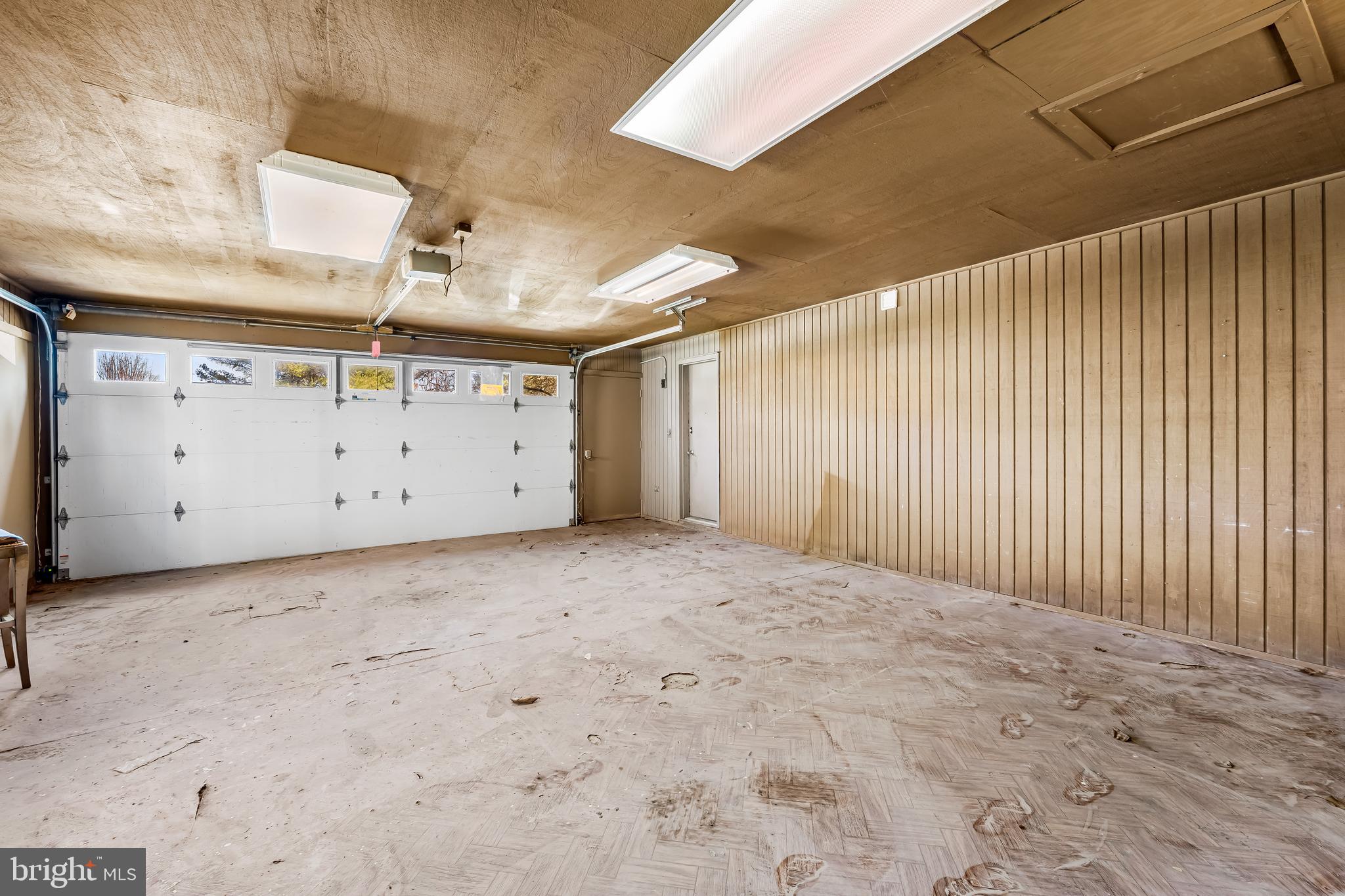 VELVET HILLS - Residential