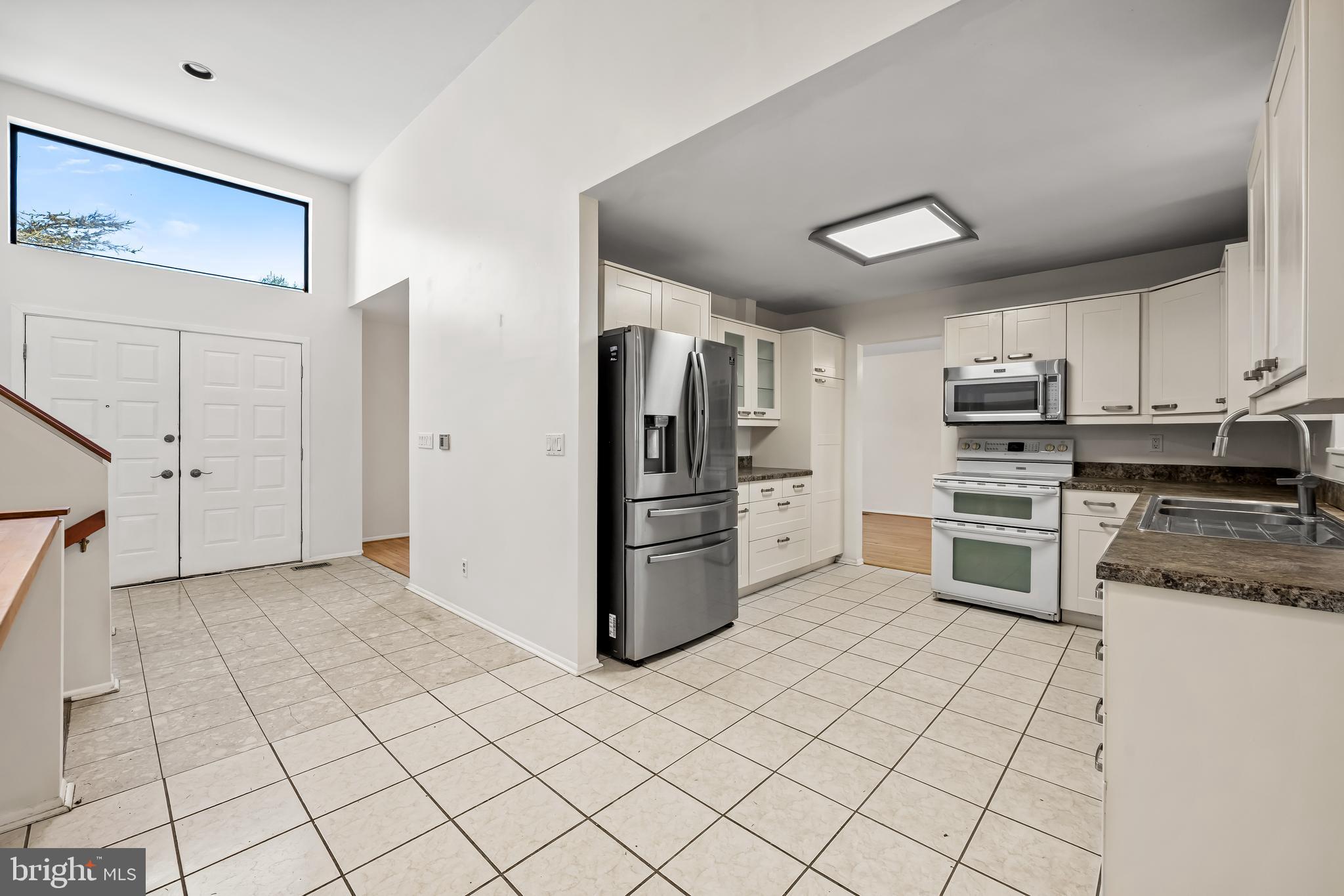 VELVET HILLS - Residential