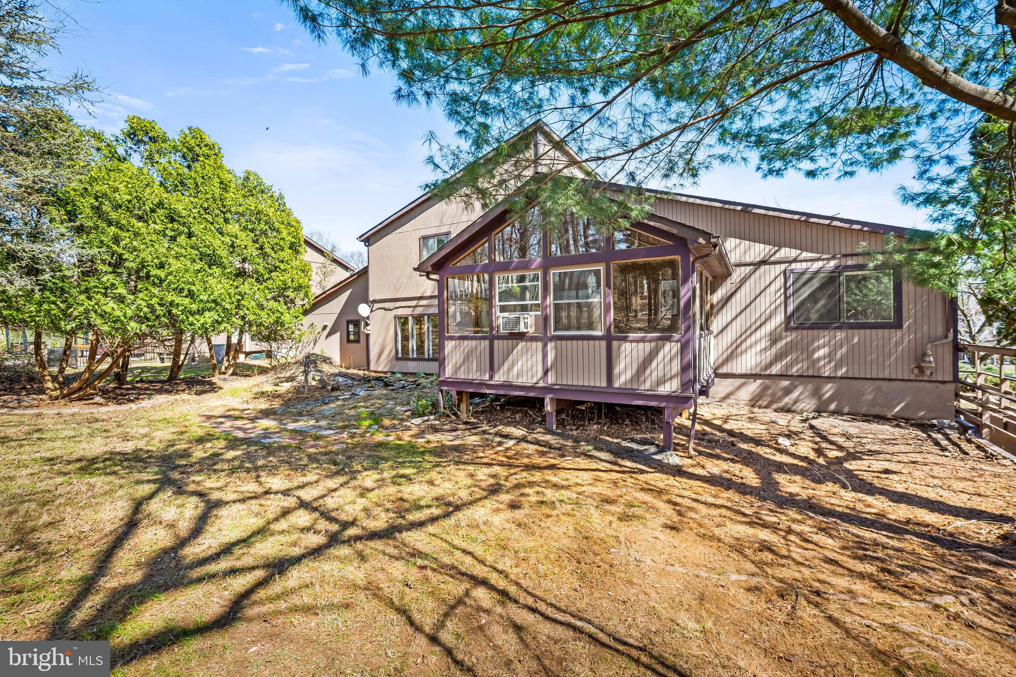 VELVET HILLS - Residential