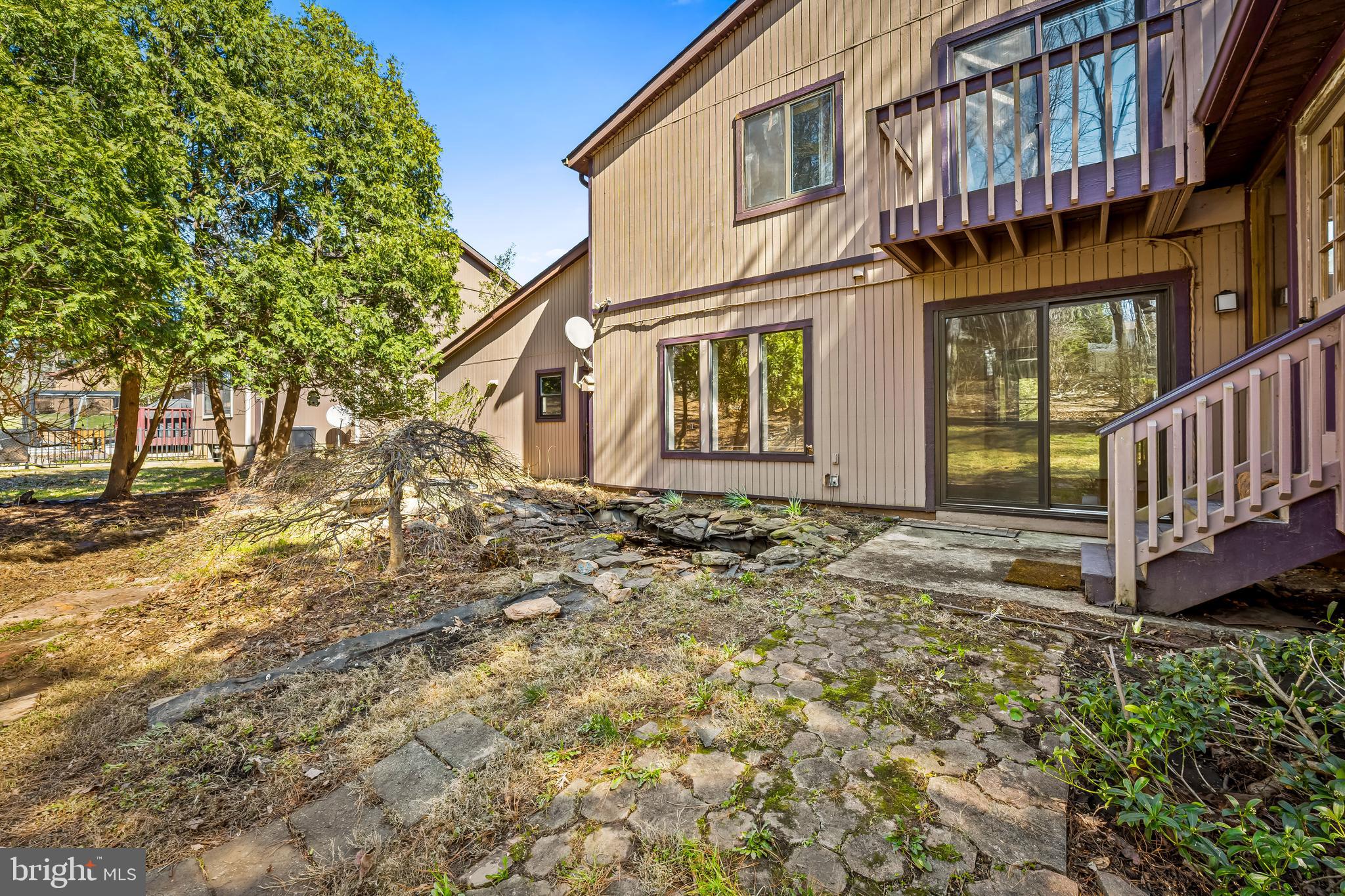 VELVET HILLS - Residential