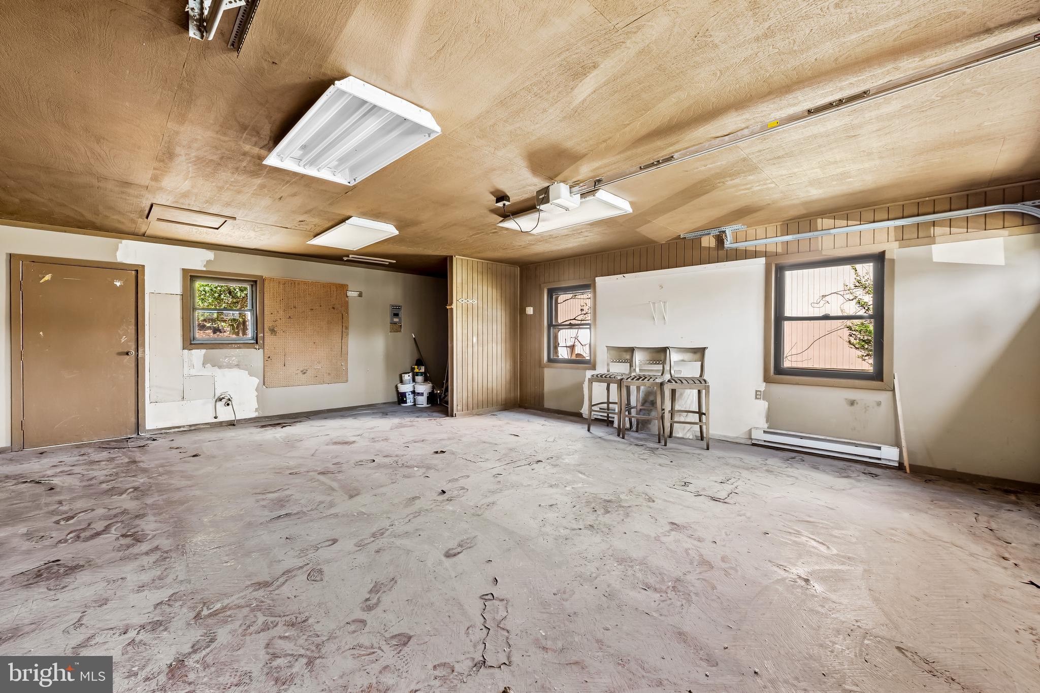 VELVET HILLS - Residential