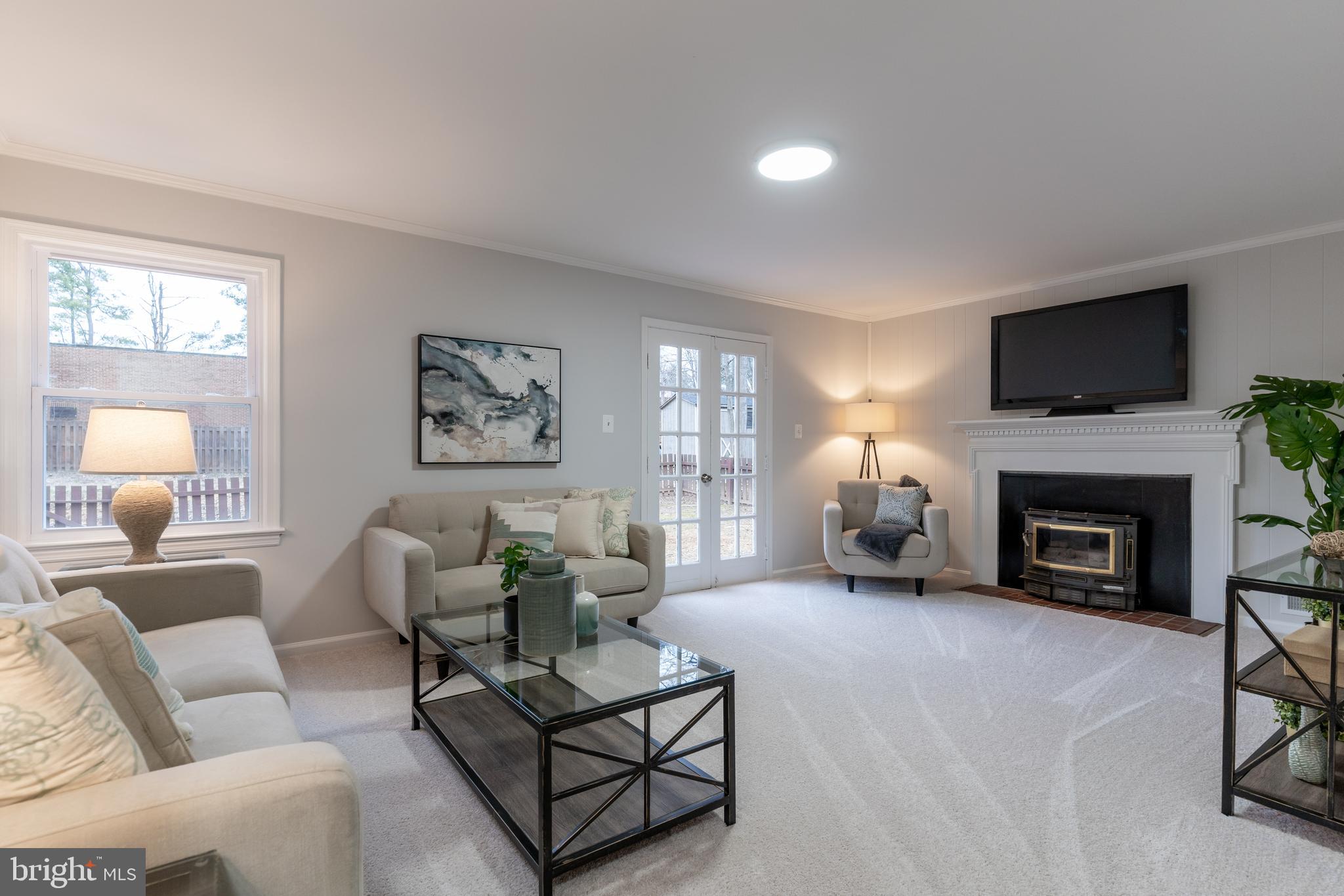 RESTON - Residential