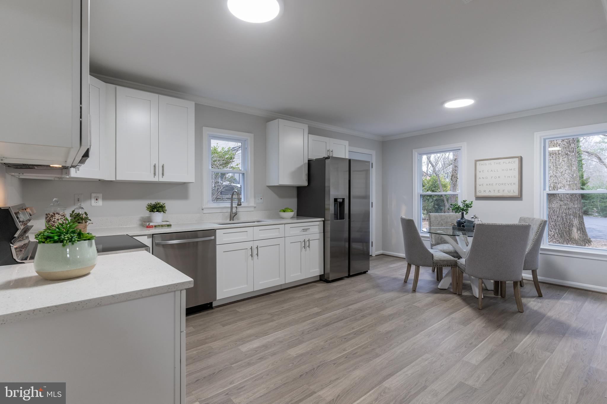 RESTON - Residential