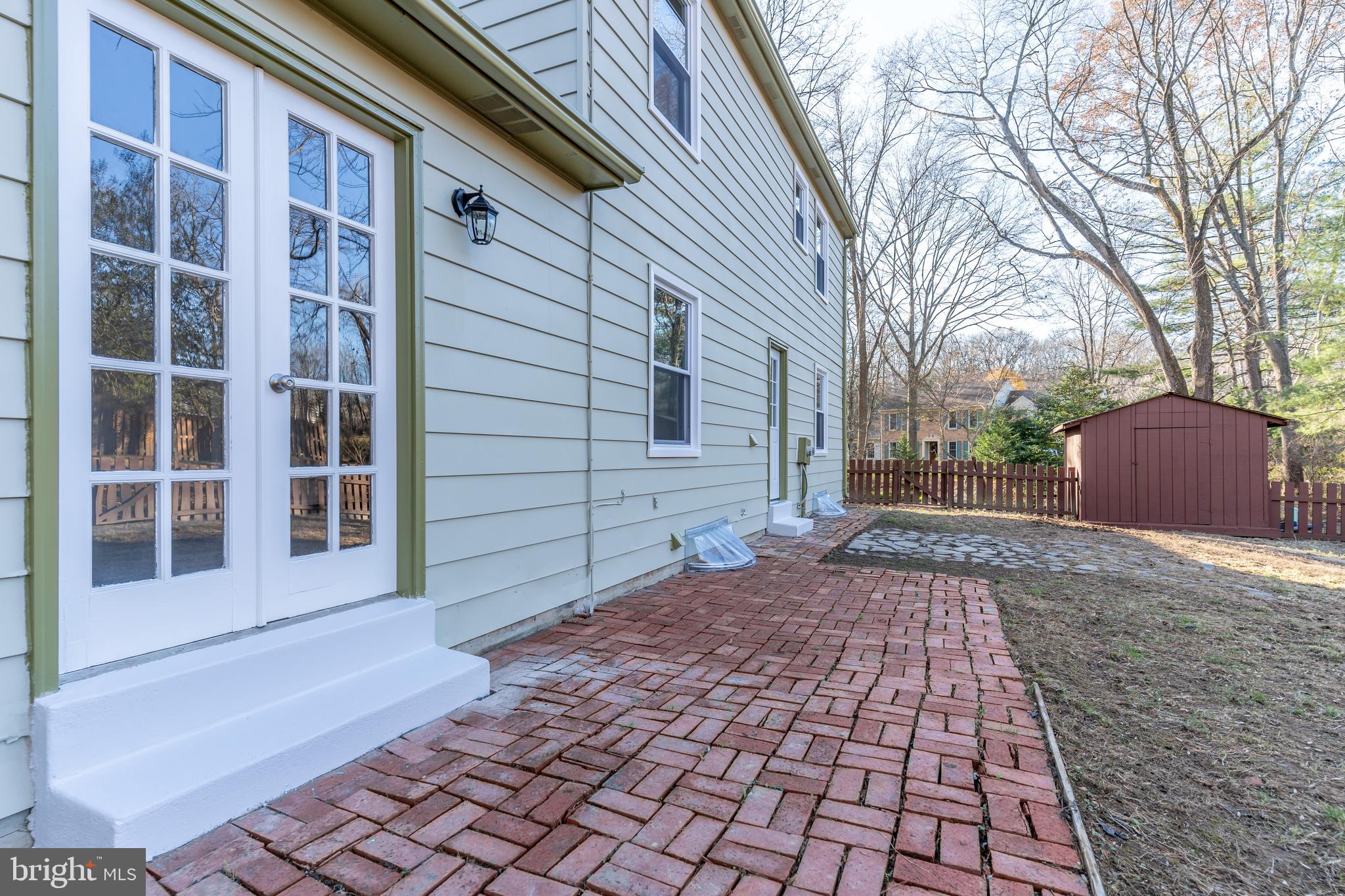 RESTON - Residential