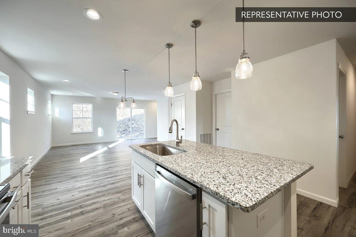 HILLS AT VALLEY VIEW - Residential