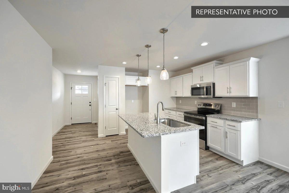 HILLS AT VALLEY VIEW - Residential