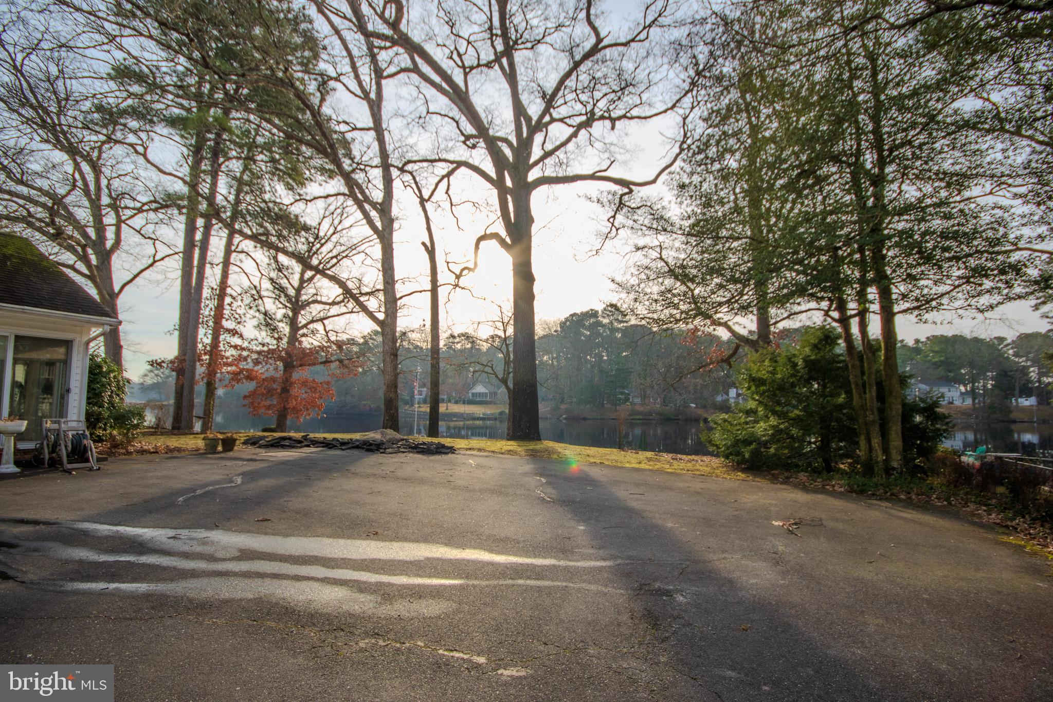 CHESTNUT HILLS - Residential