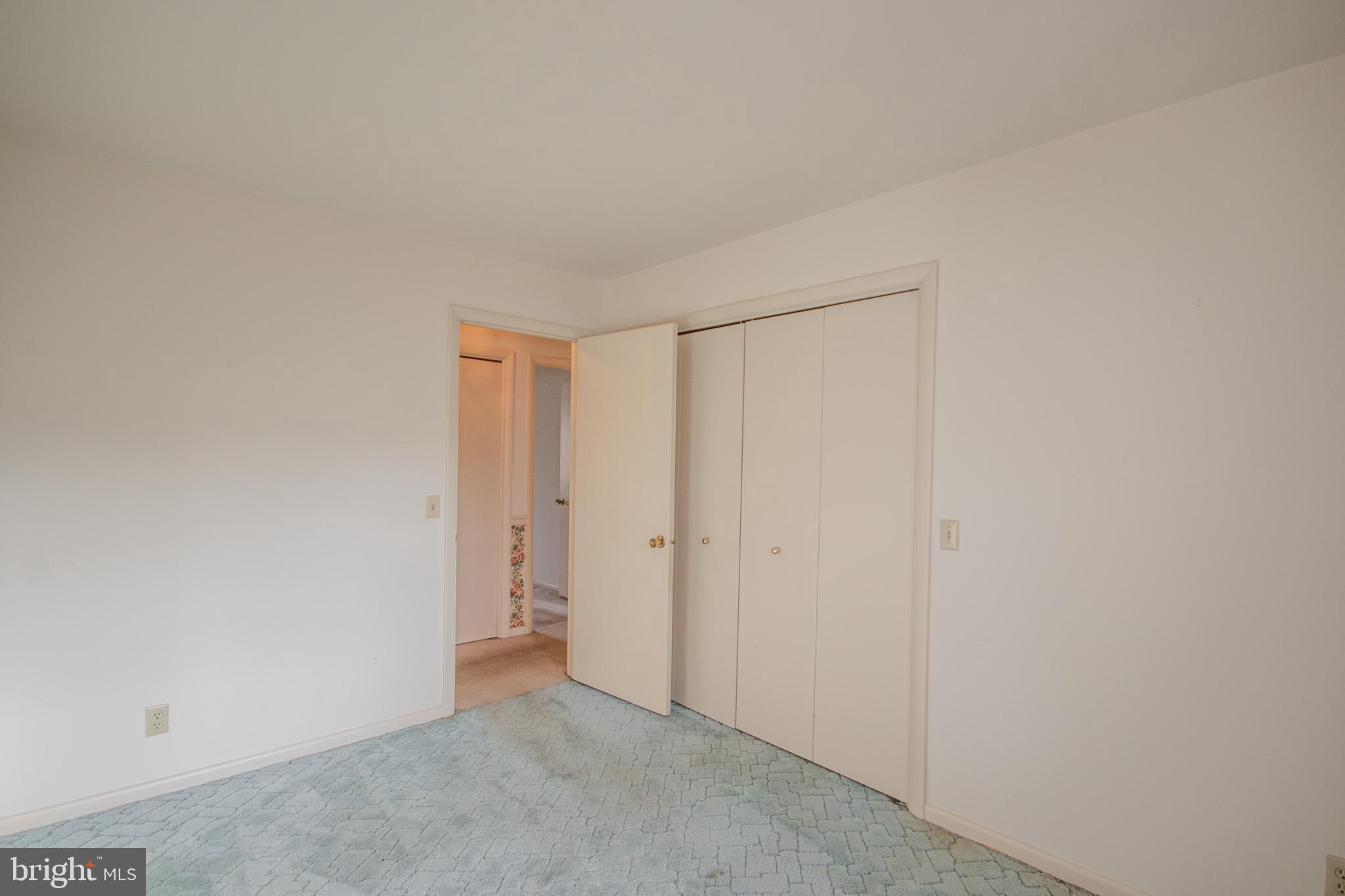 CHESTNUT HILLS - Residential