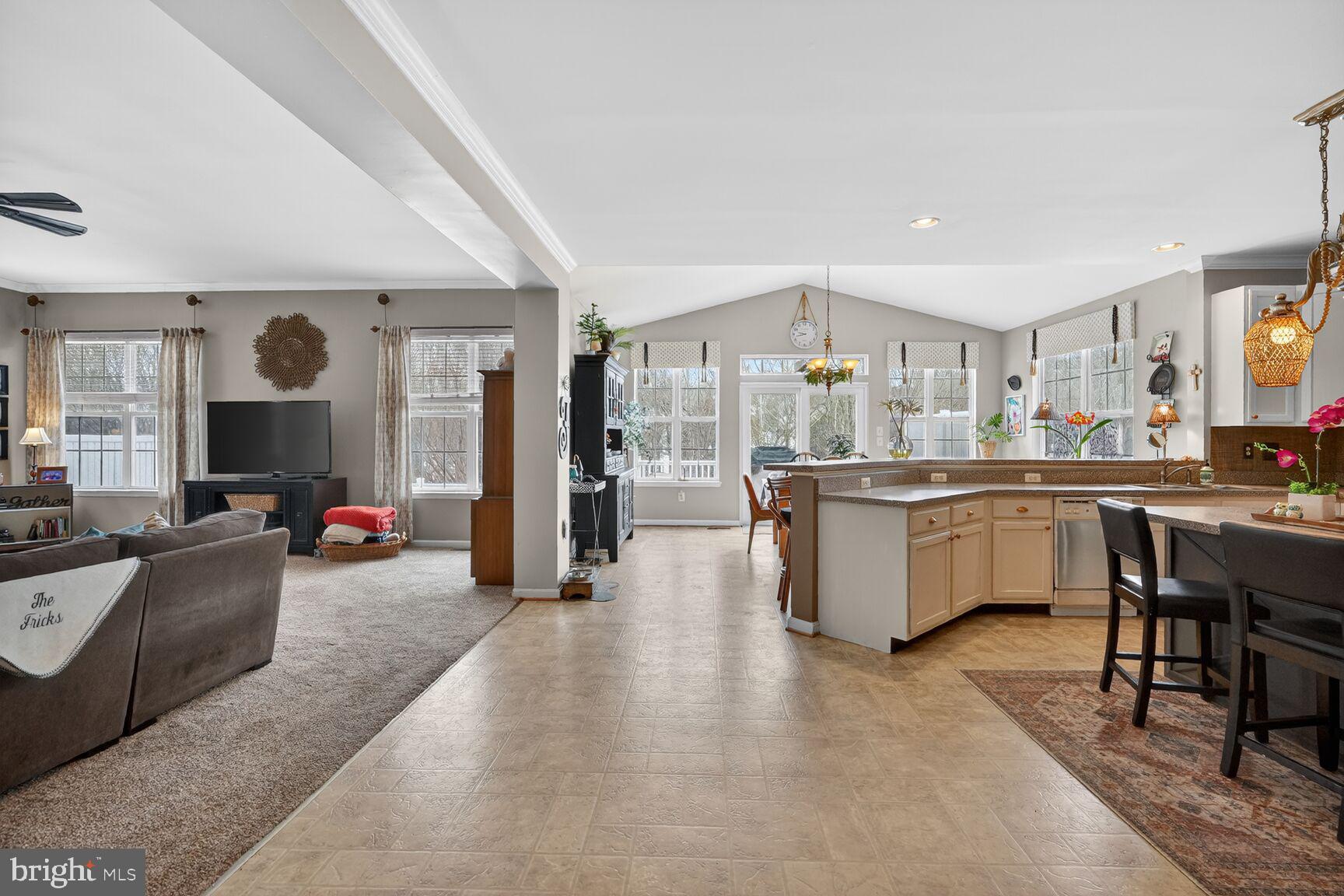 WOODSYDE ESTATES - Residential