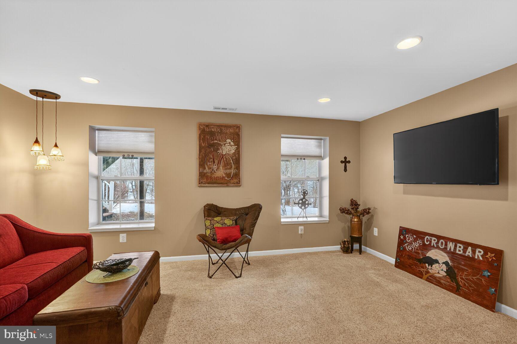 WOODSYDE ESTATES - Residential