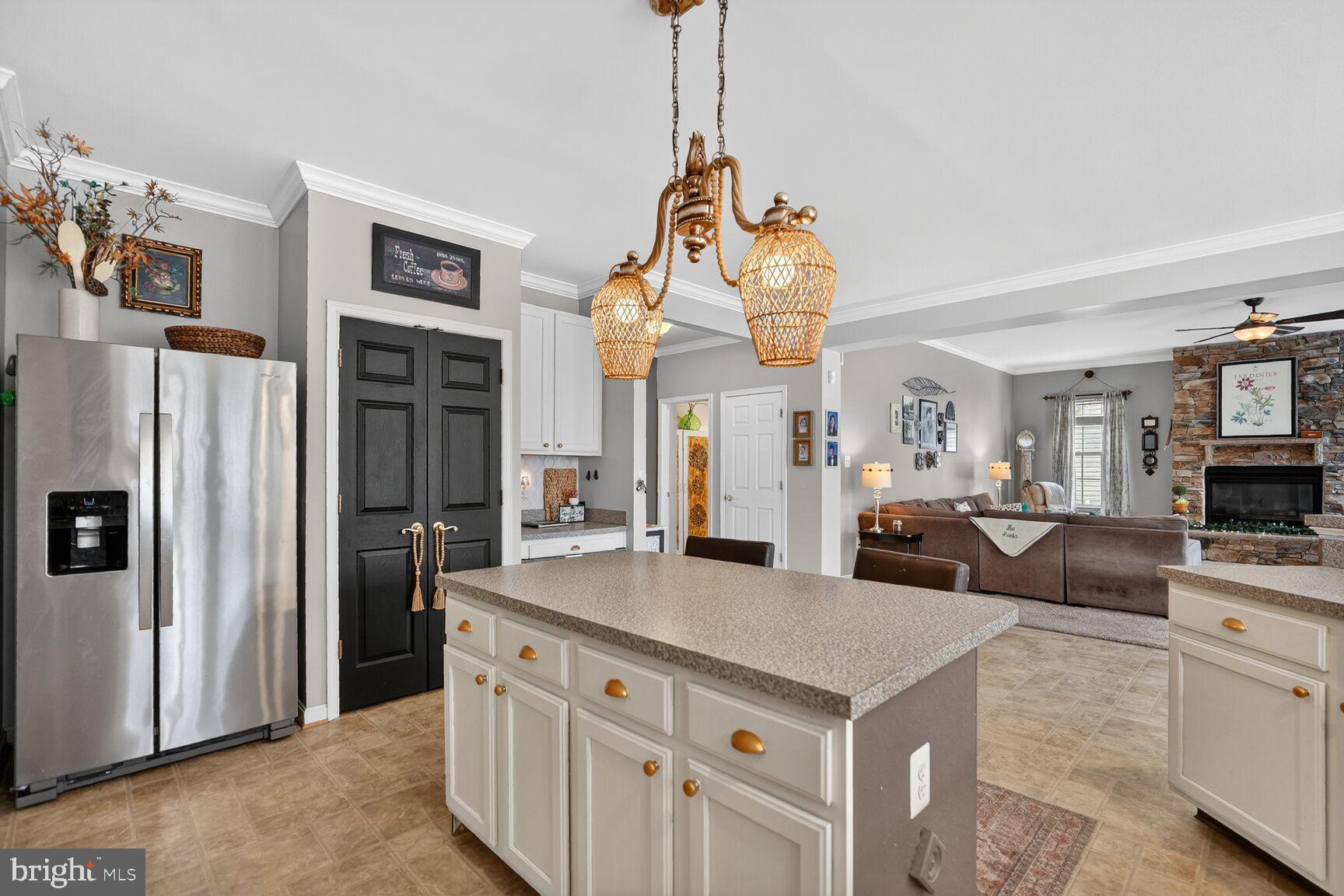 WOODSYDE ESTATES - Residential