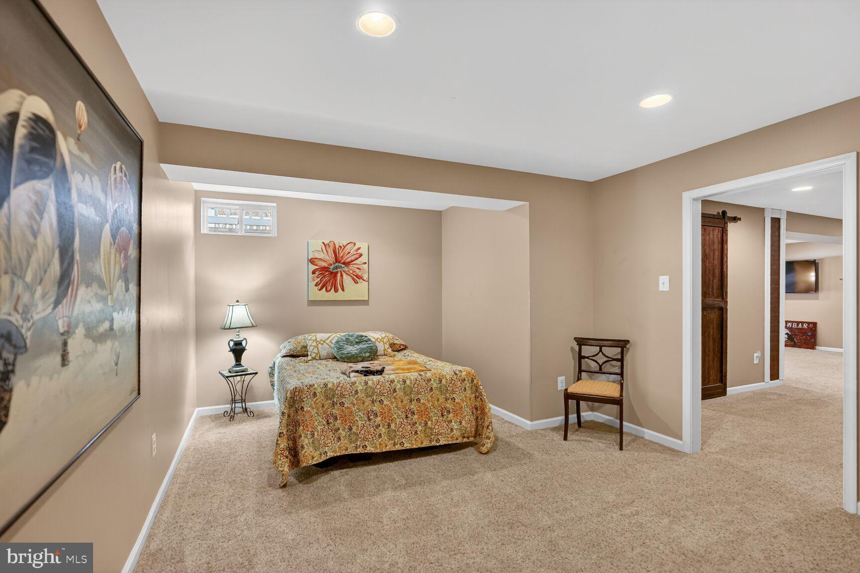 WOODSYDE ESTATES - Residential