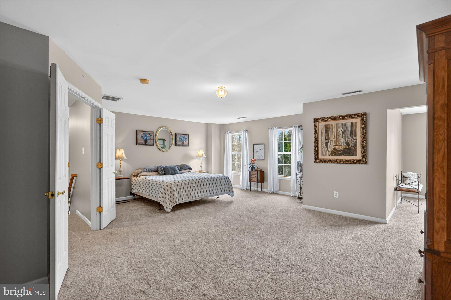 WOODSYDE ESTATES - Residential