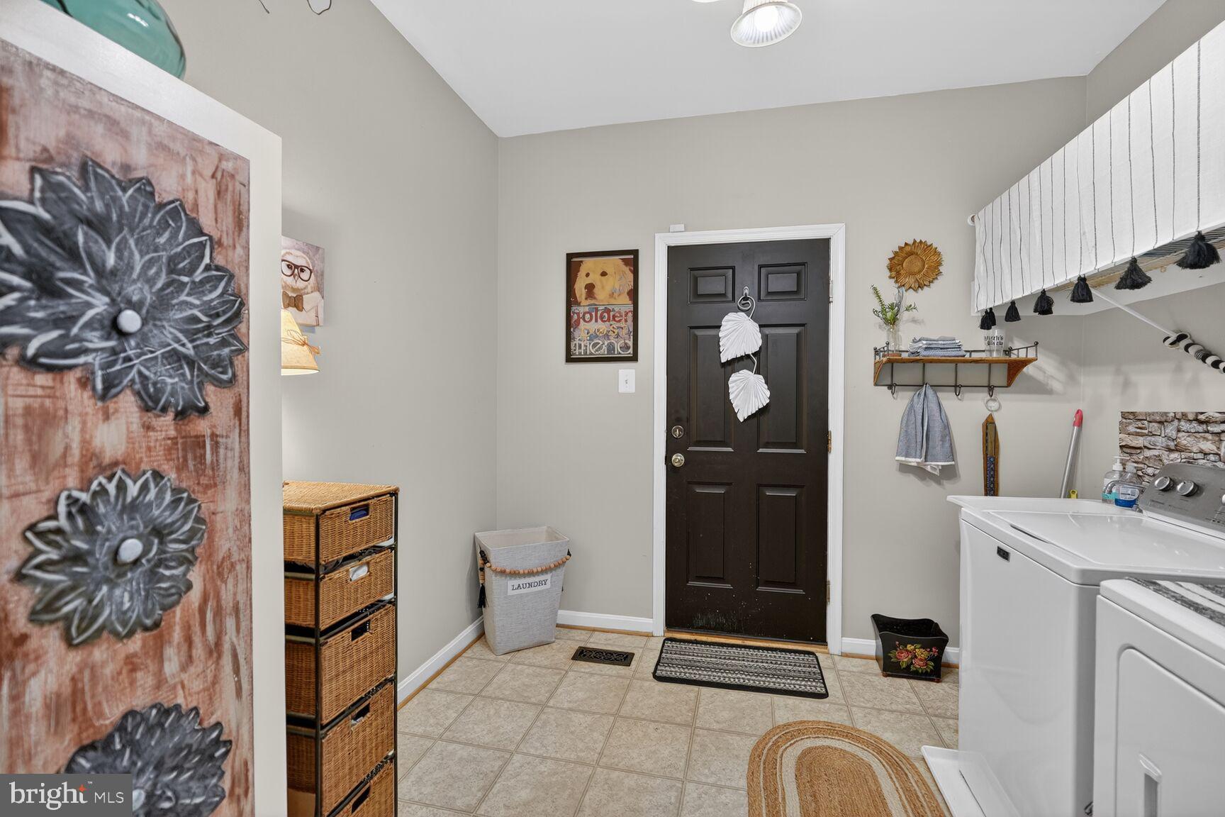 WOODSYDE ESTATES - Residential