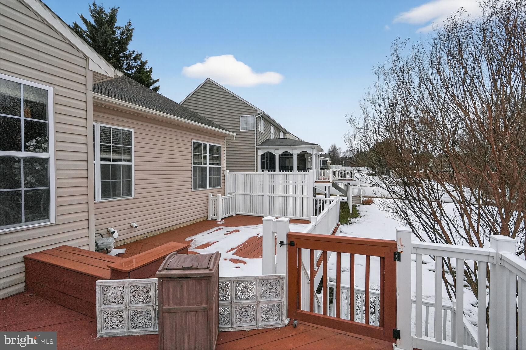 WOODSYDE ESTATES - Residential