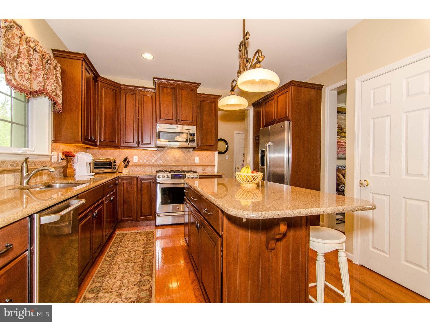 WOODED RIDGE - Residential