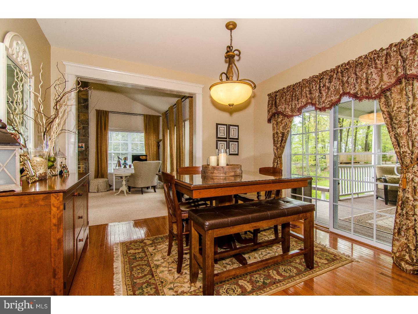 WOODED RIDGE - Residential