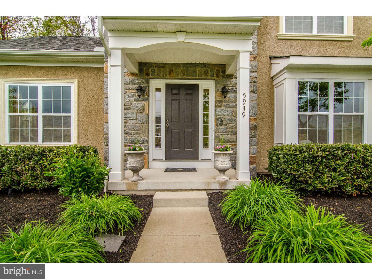 WOODED RIDGE - Residential