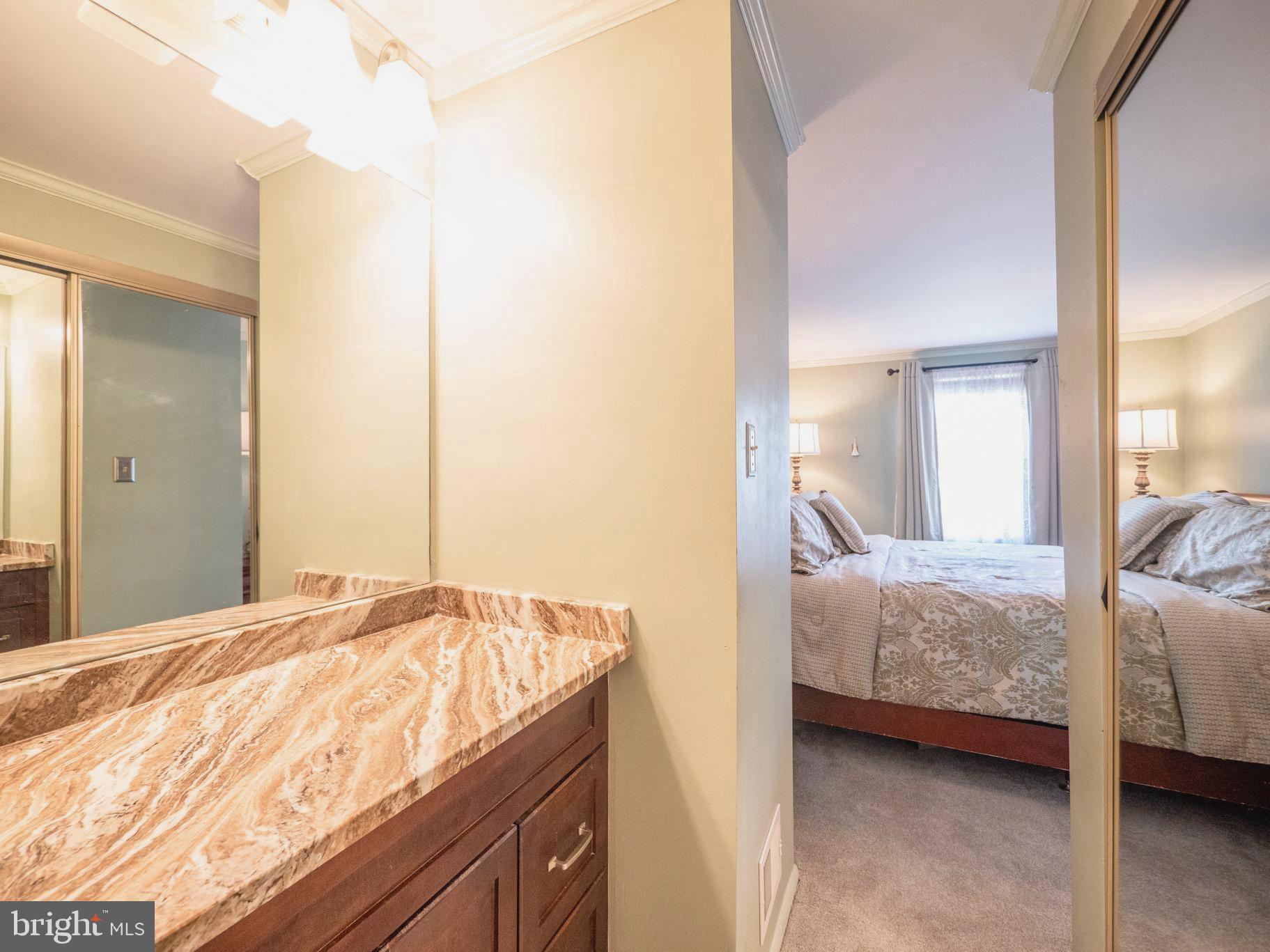 MID COUNTY VIEW - Residential