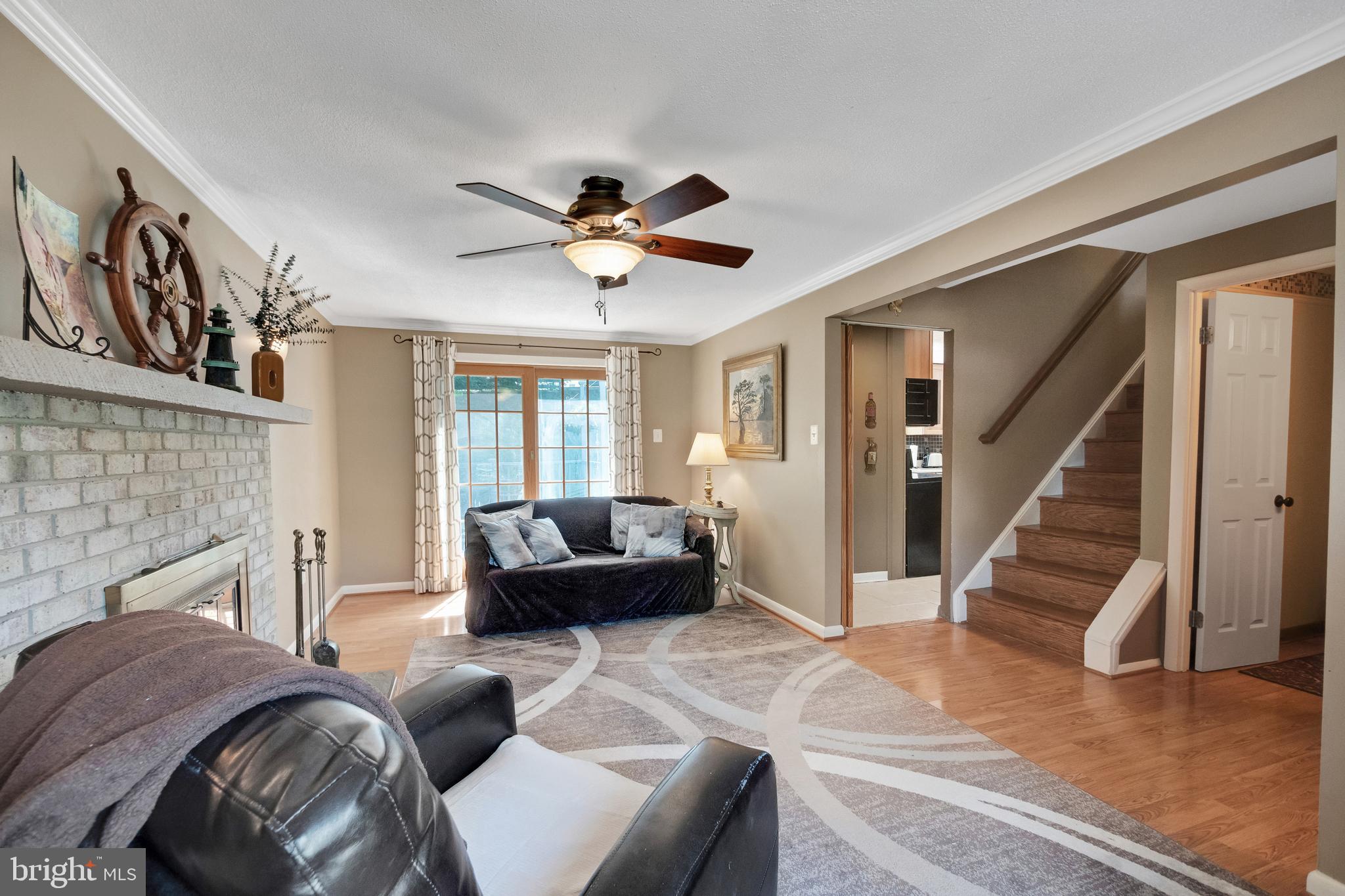 MID COUNTY VIEW - Residential