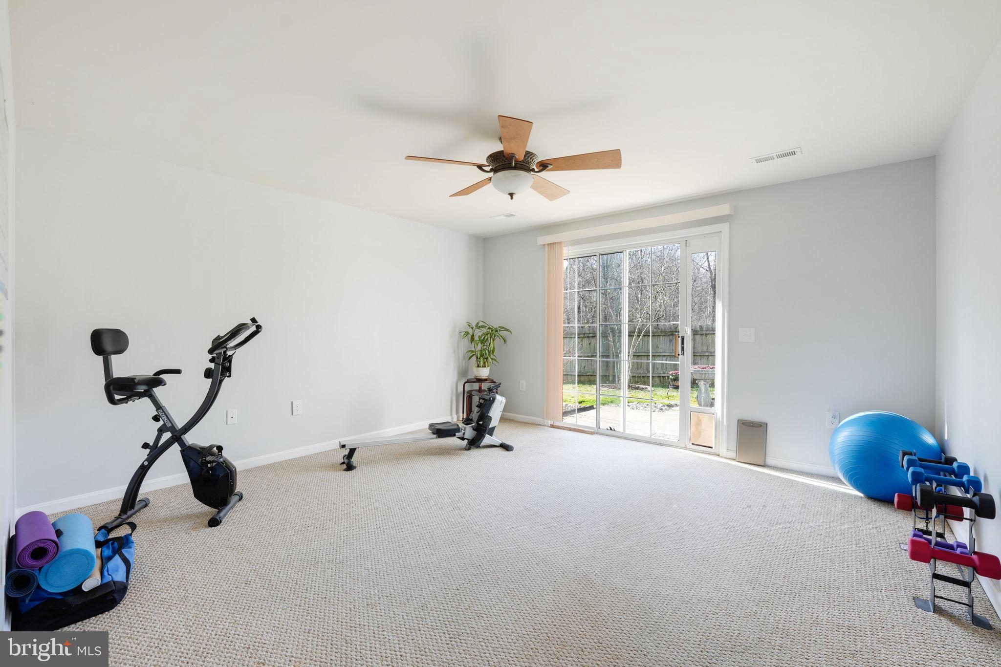 STAFFORD LAKES VILLAGE - Residential