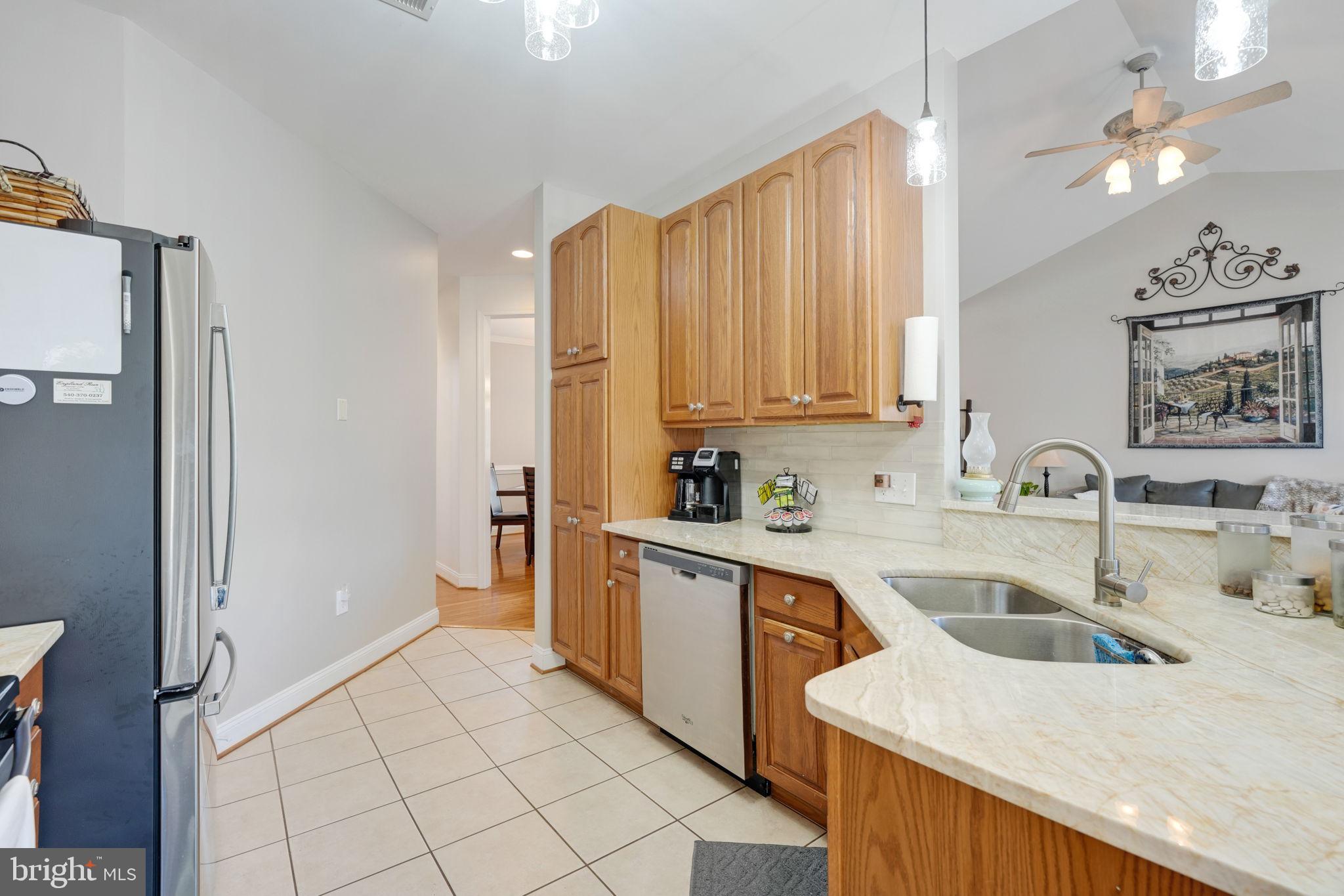 STAFFORD LAKES VILLAGE - Residential