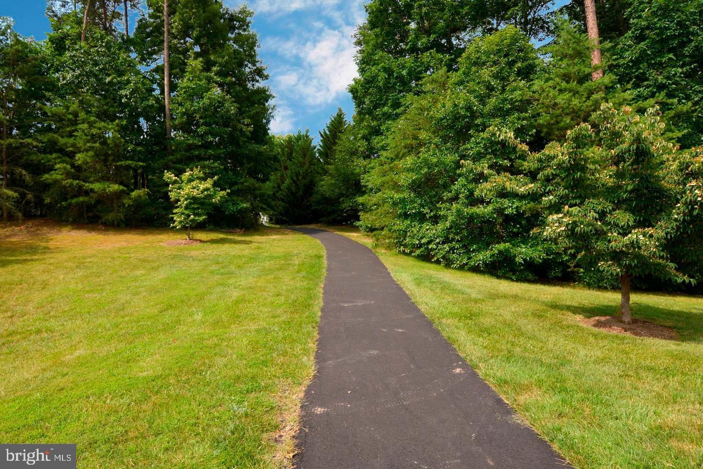 STAFFORD LAKES VILLAGE - Residential