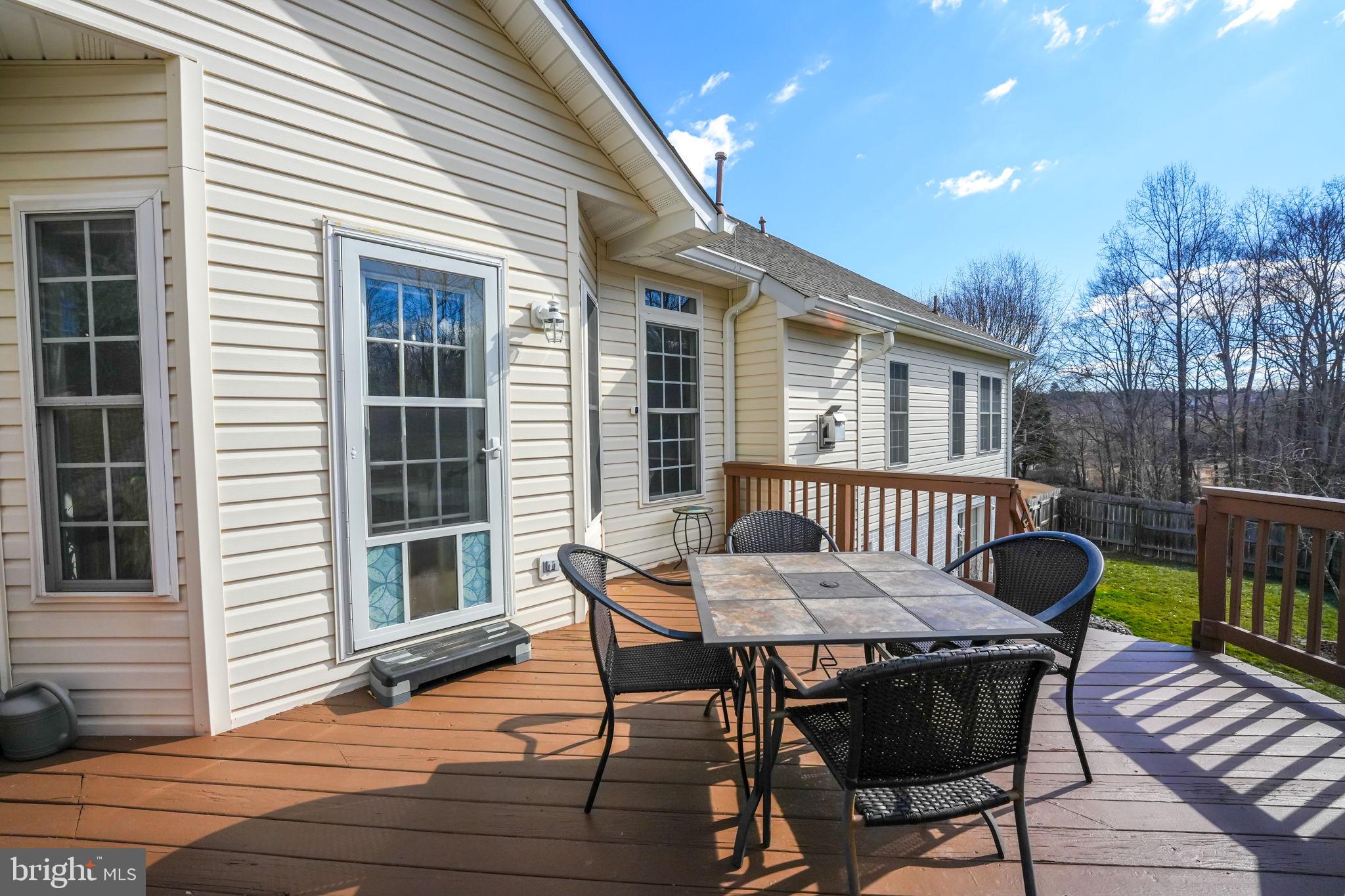 STAFFORD LAKES VILLAGE - Residential