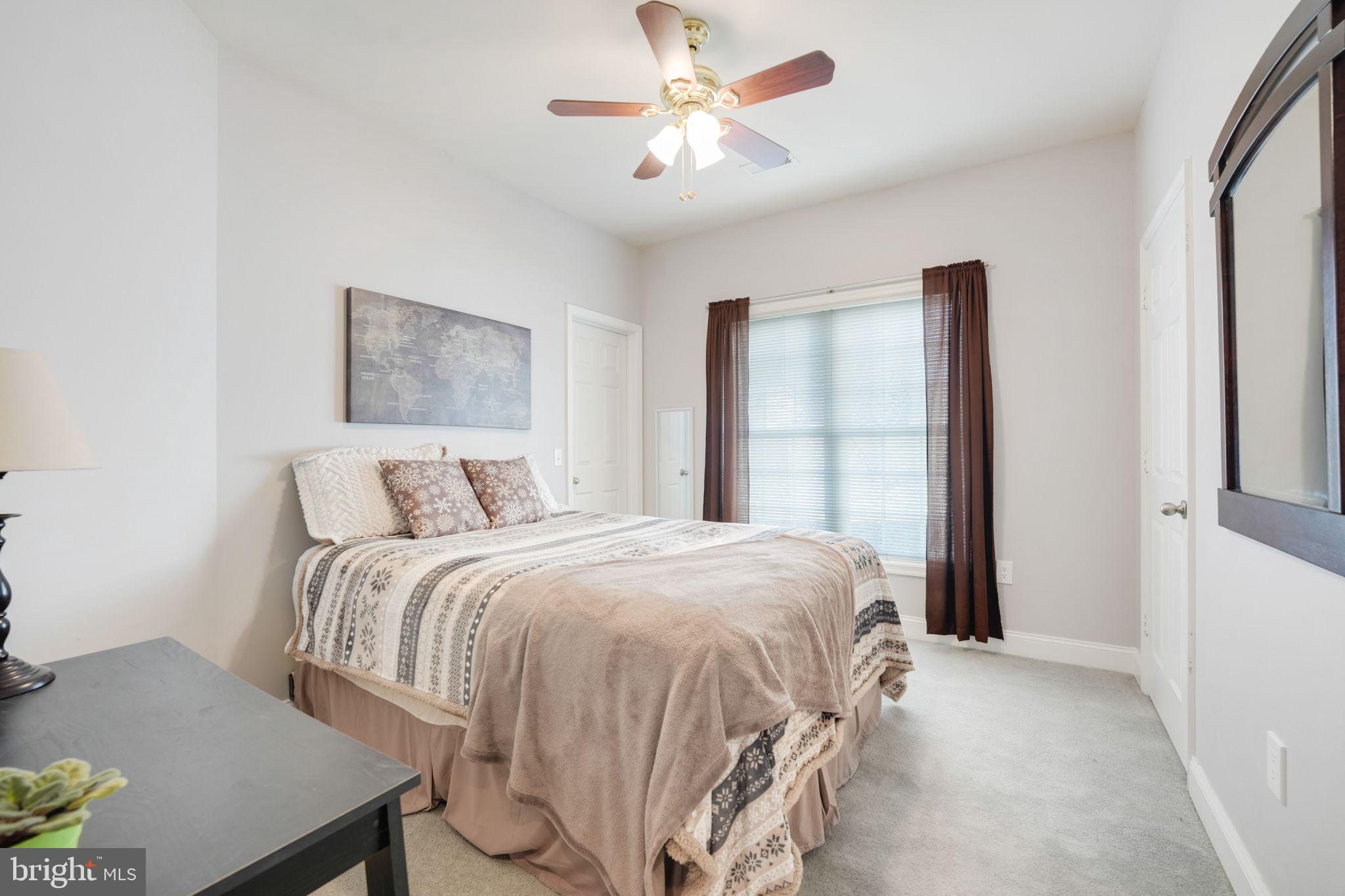 STAFFORD LAKES VILLAGE - Residential