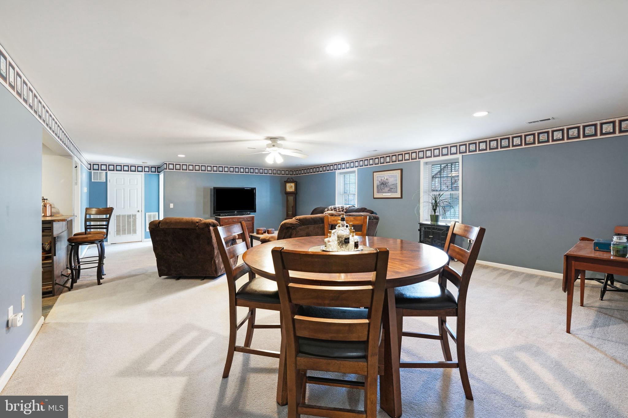 STAFFORD LAKES VILLAGE - Residential