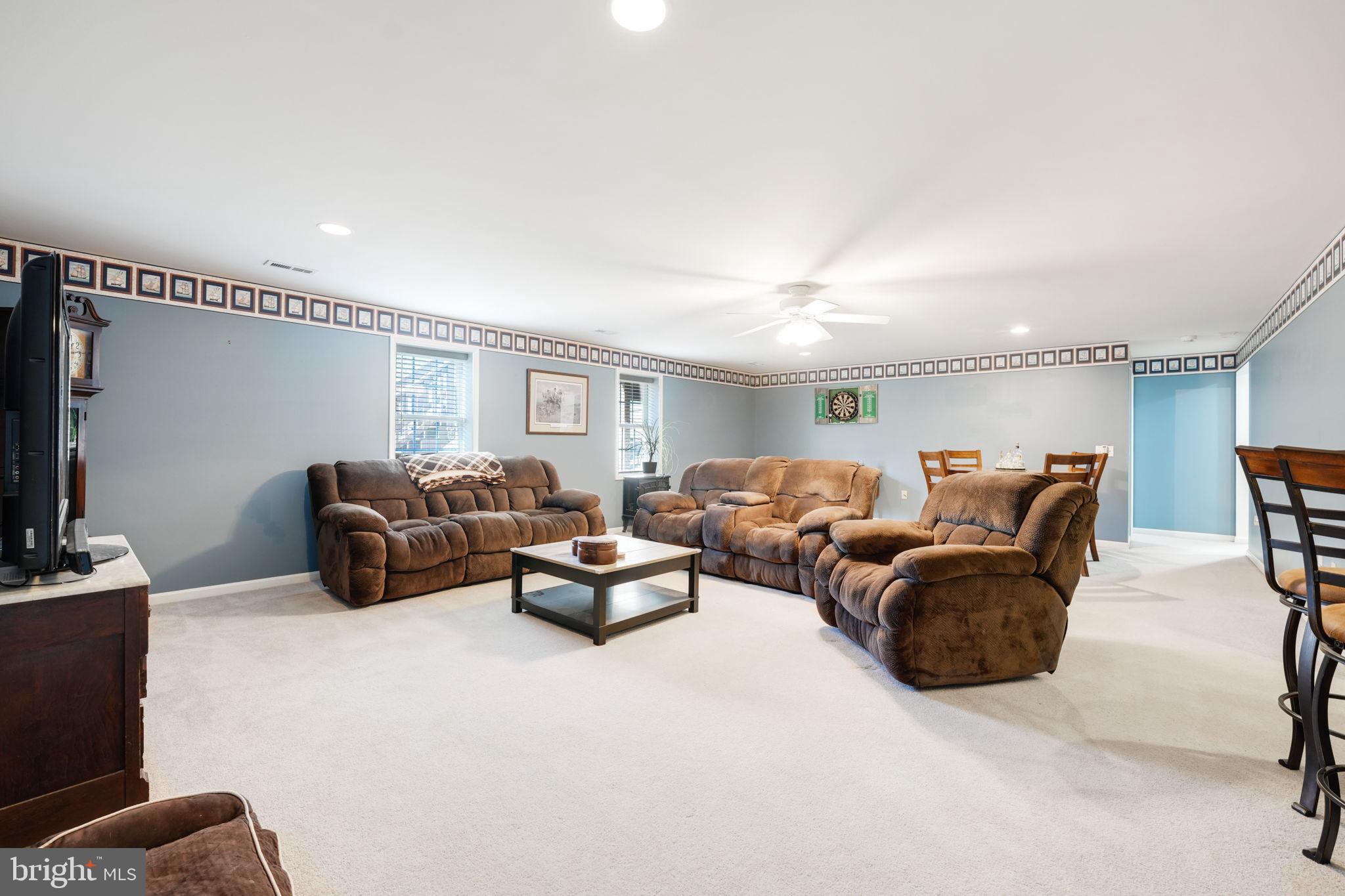 STAFFORD LAKES VILLAGE - Residential