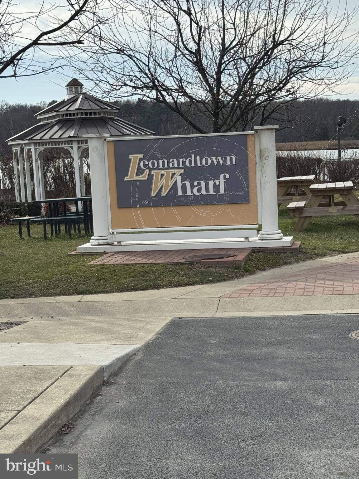 LEONARDTOWN LANDING - Residential