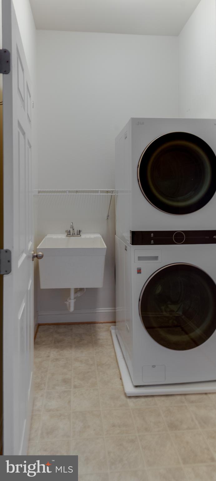 LEONARDTOWN LANDING - Residential