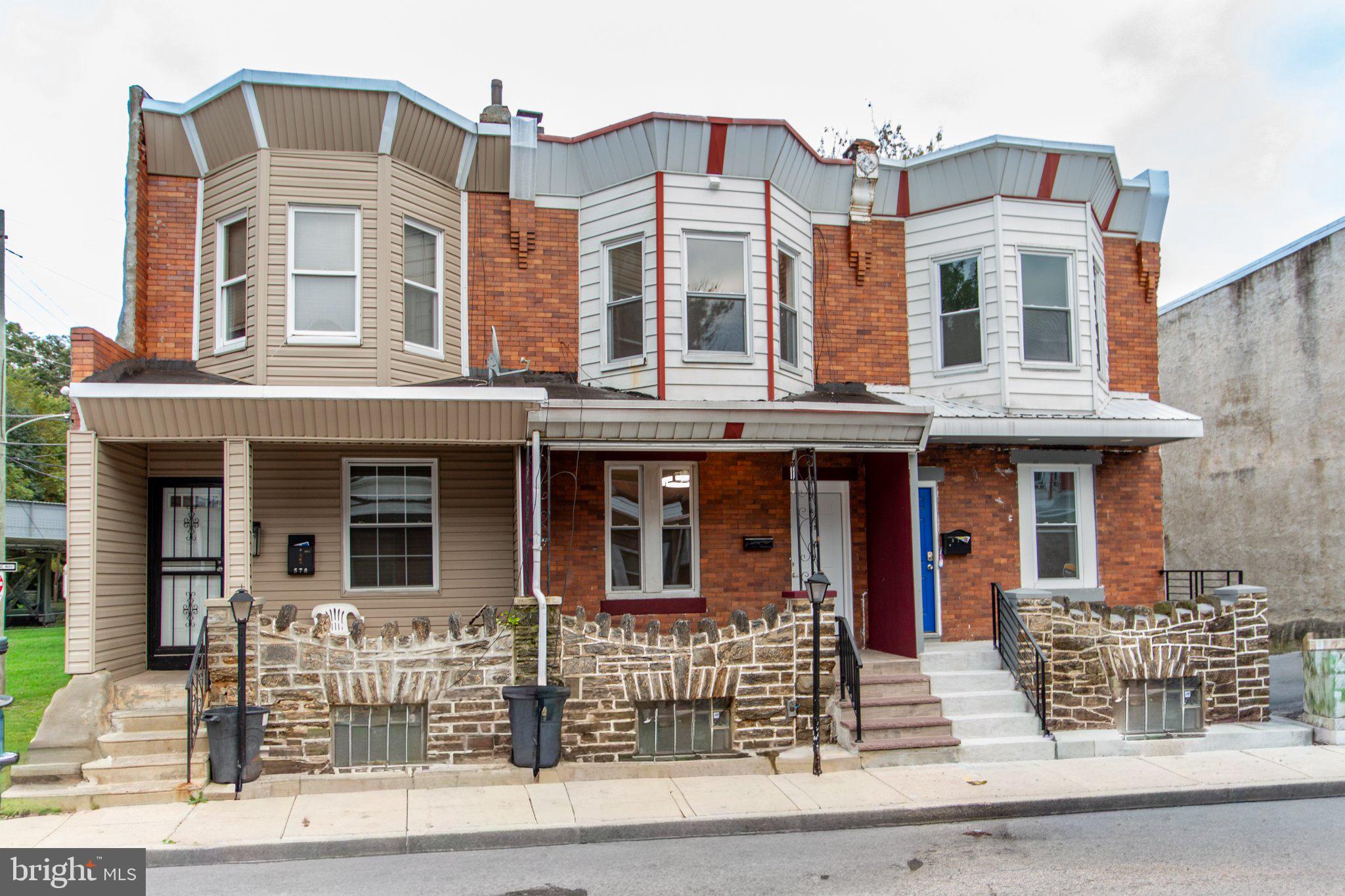 576 E HERMAN STREET