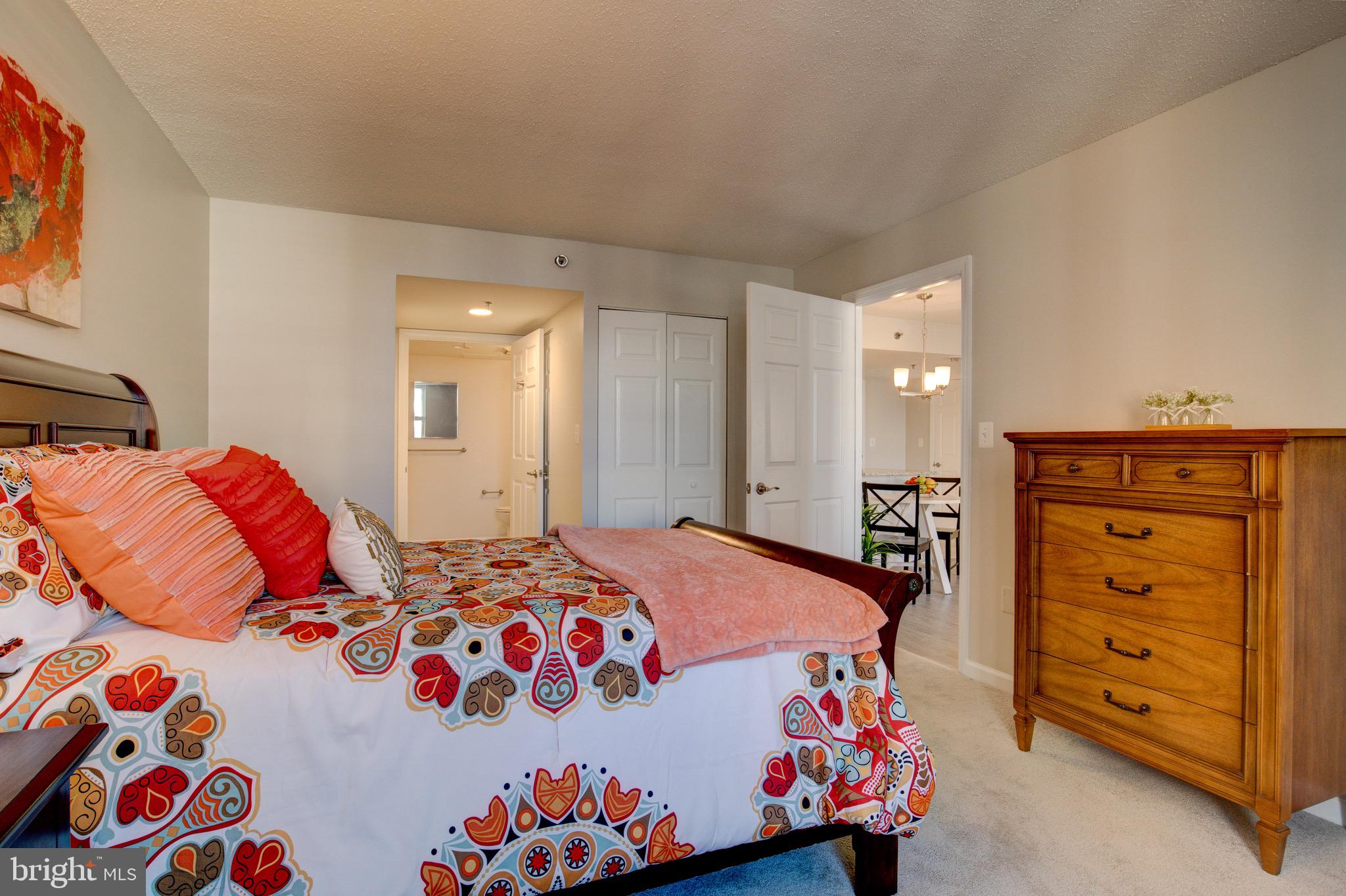 ARLINGTON - Residential