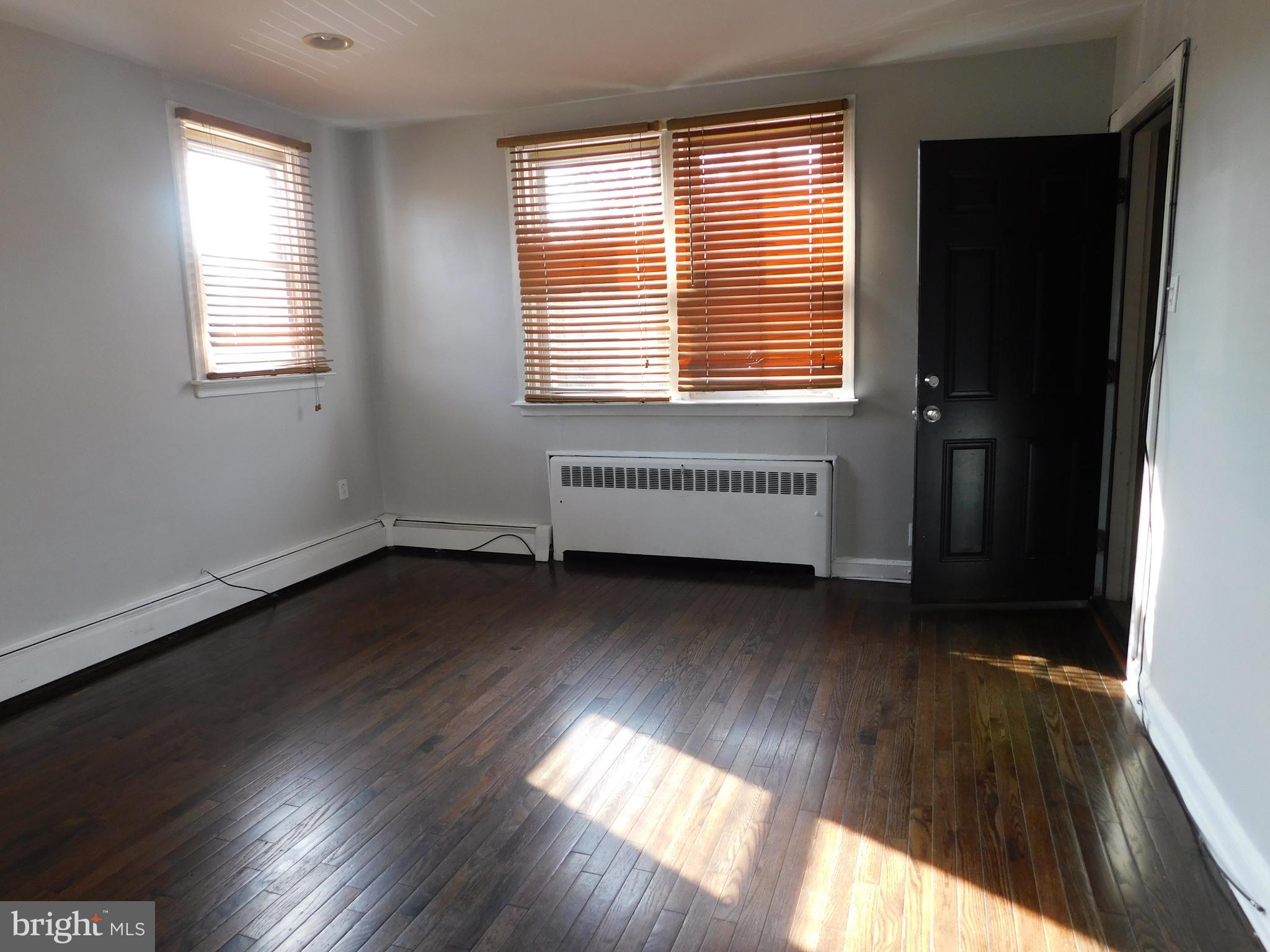 4243 PRINCETON AVENUE 1ST FL