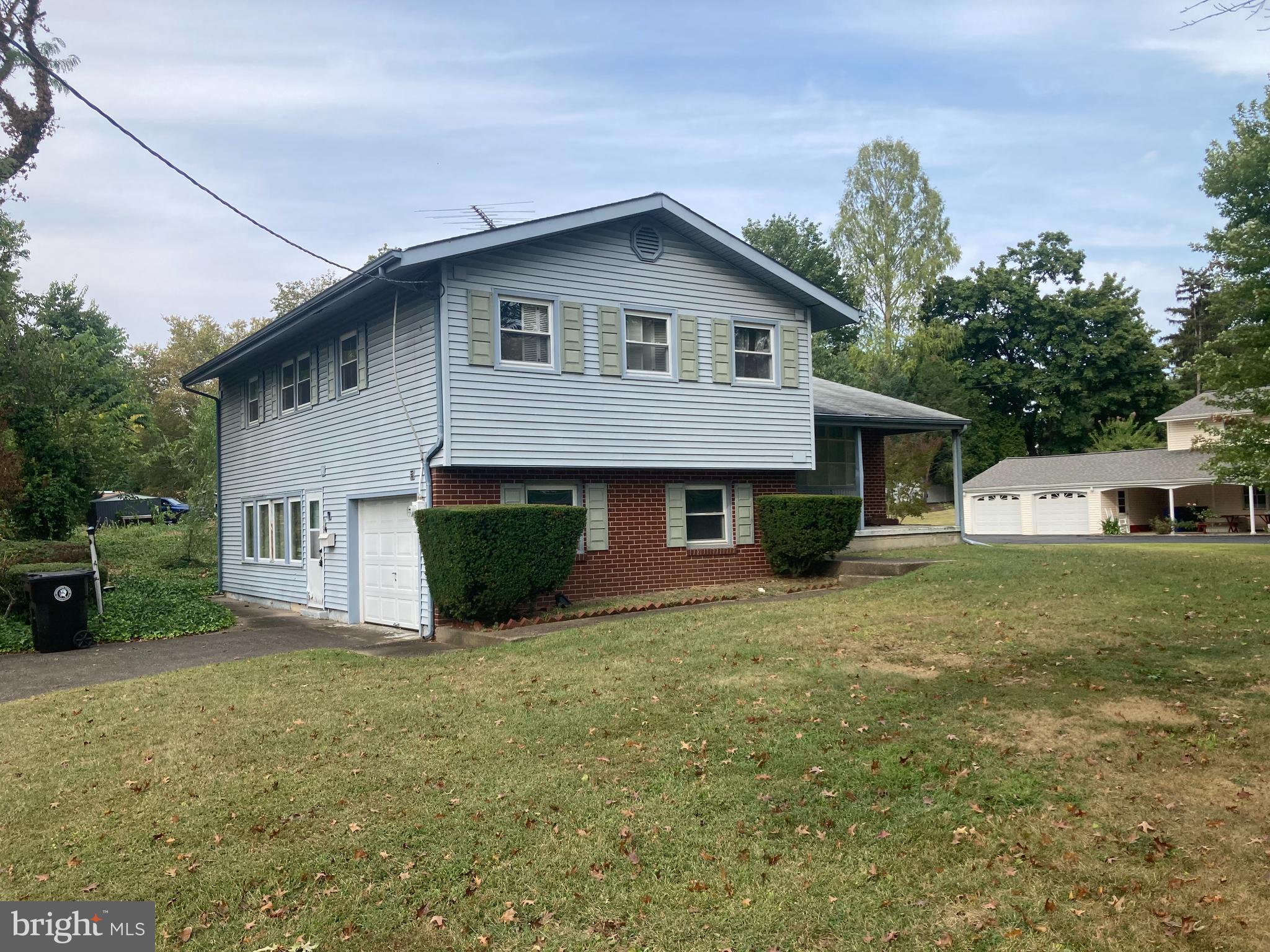 75 WEDGEWOOD DRIVE