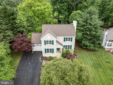 729 Thoroughbred Drive, Charles Town, WV MLS: WVJF2016898