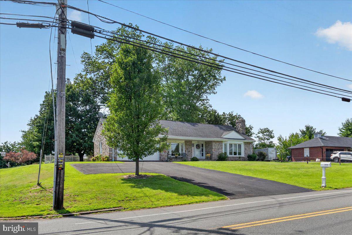 1532 SWAMP PIKE