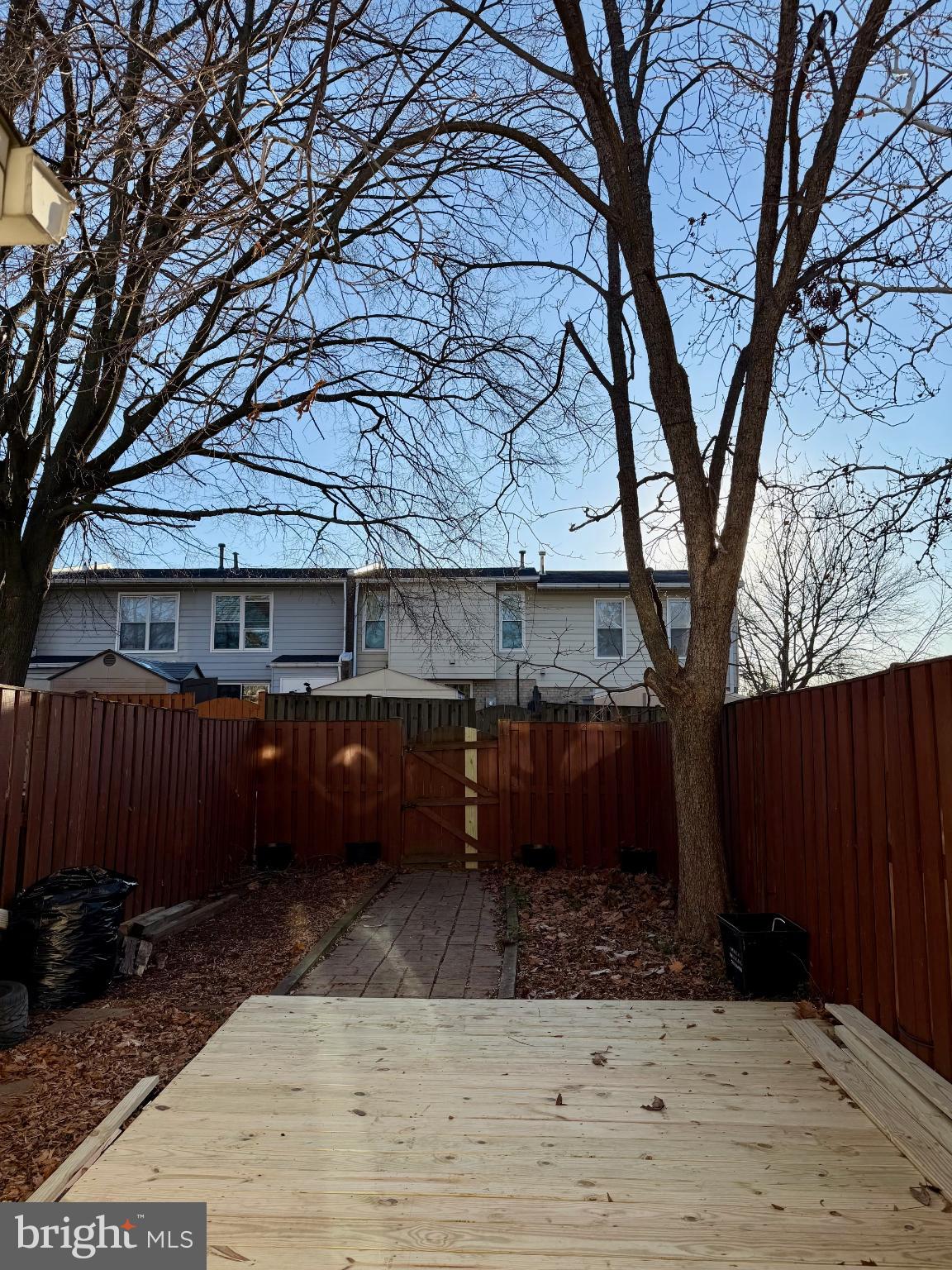 REFLECTION LAKE - Residential