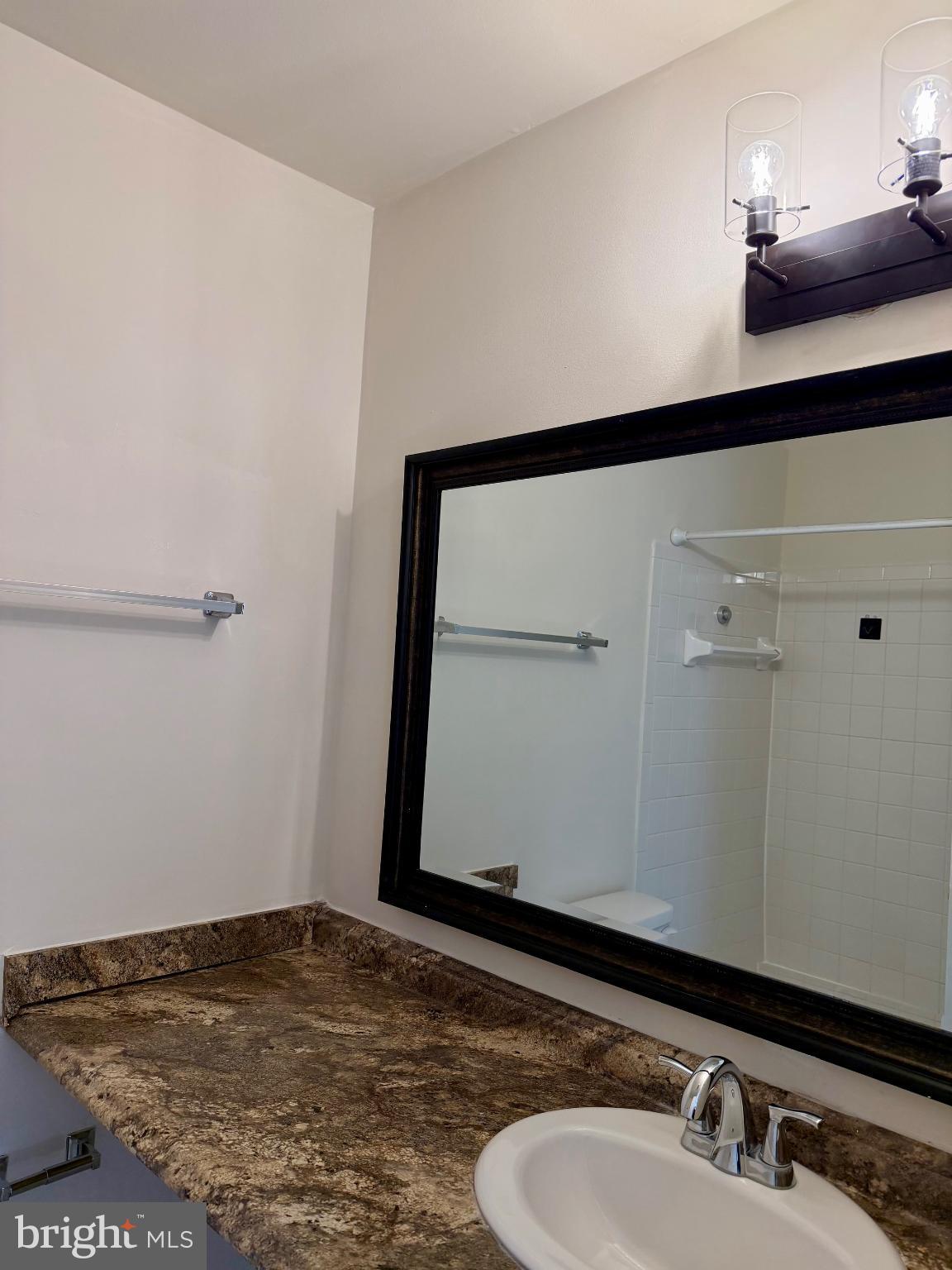 REFLECTION LAKE - Residential