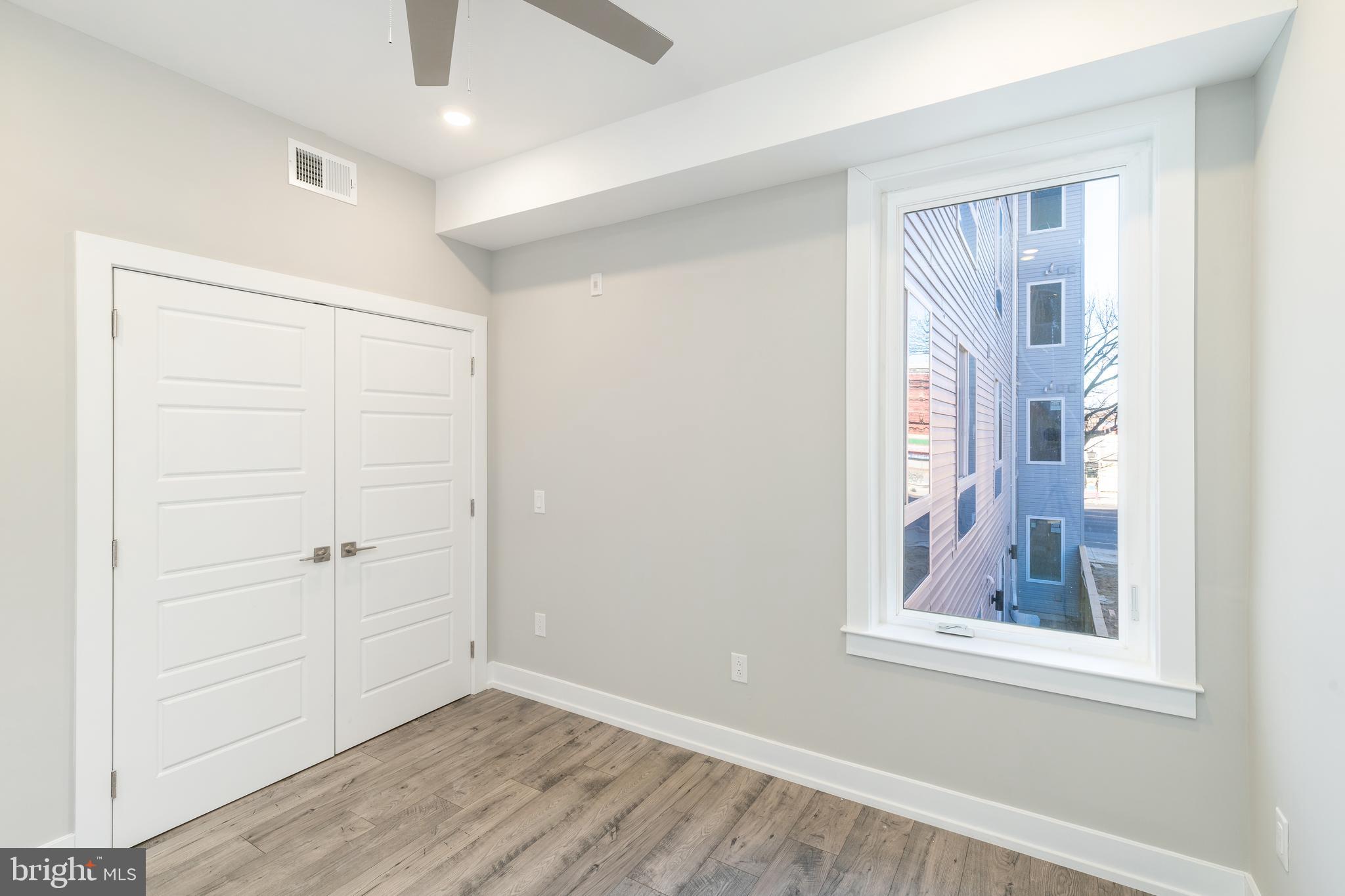TEMPLE UNIVERSITY - Residential Lease