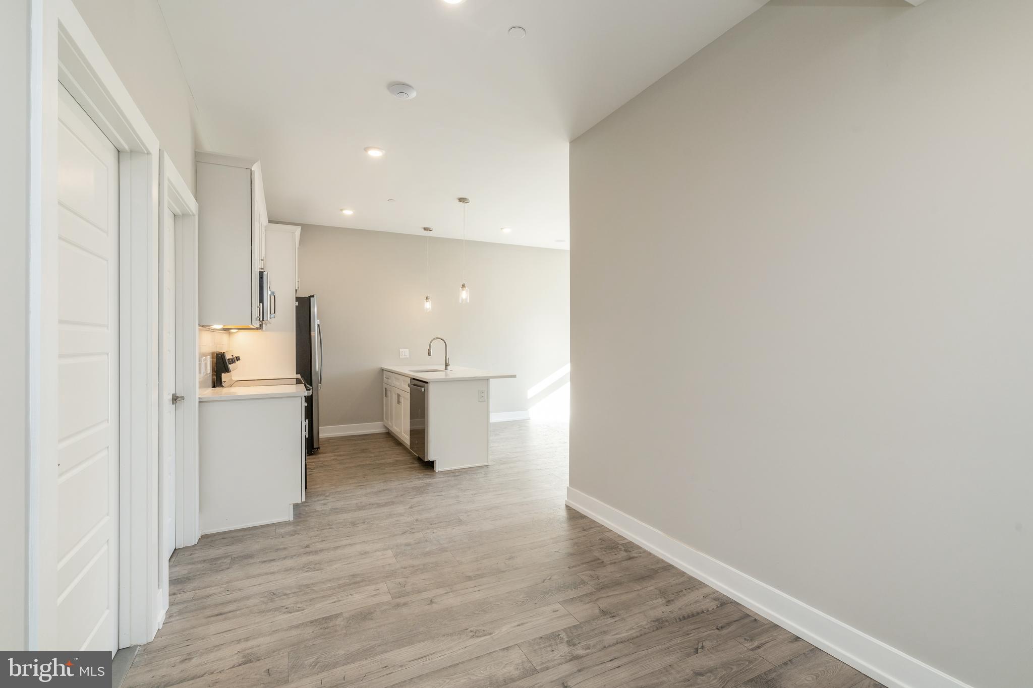 TEMPLE UNIVERSITY - Residential Lease