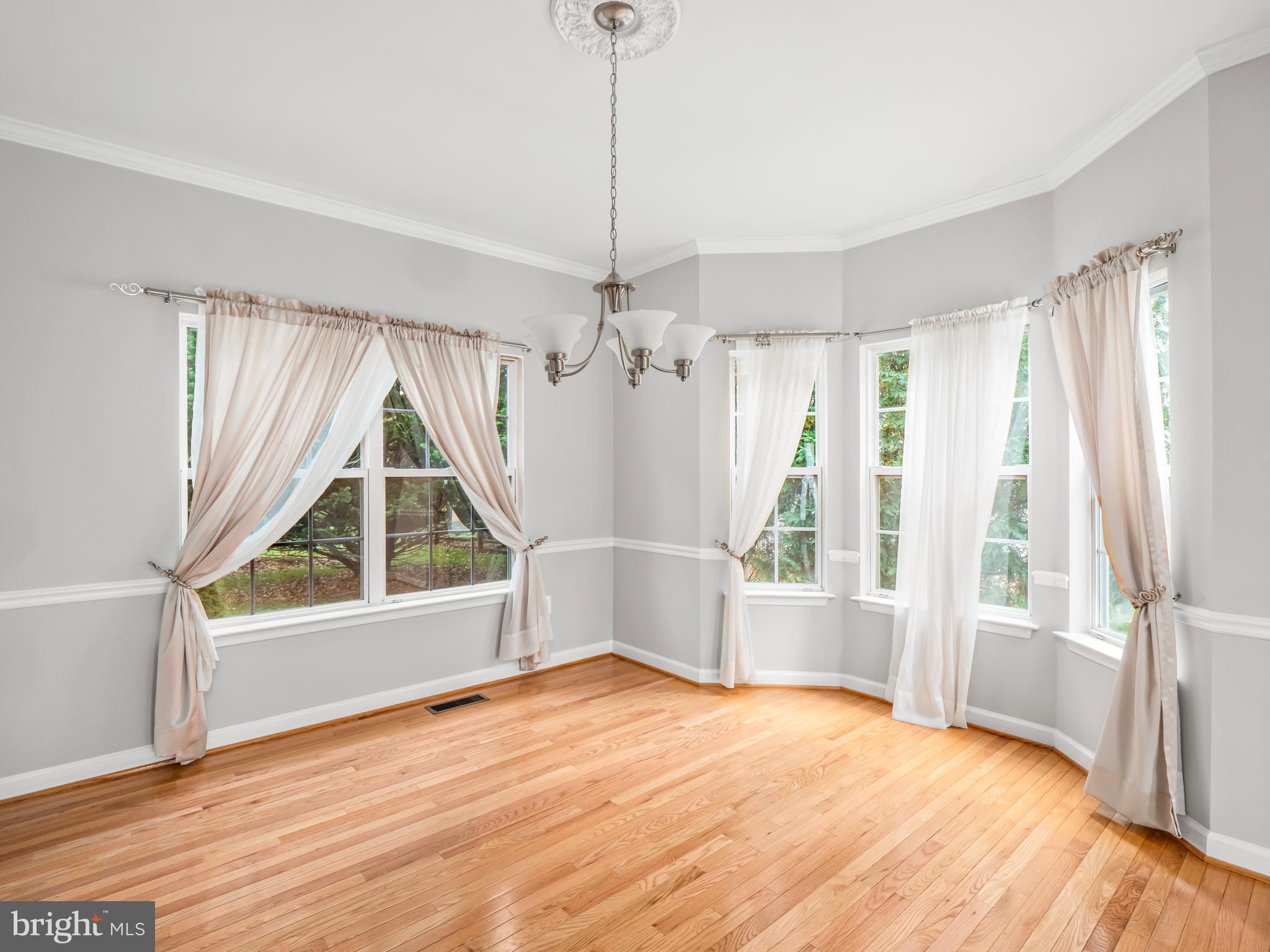 DEARBOUGHT - Residential Lease