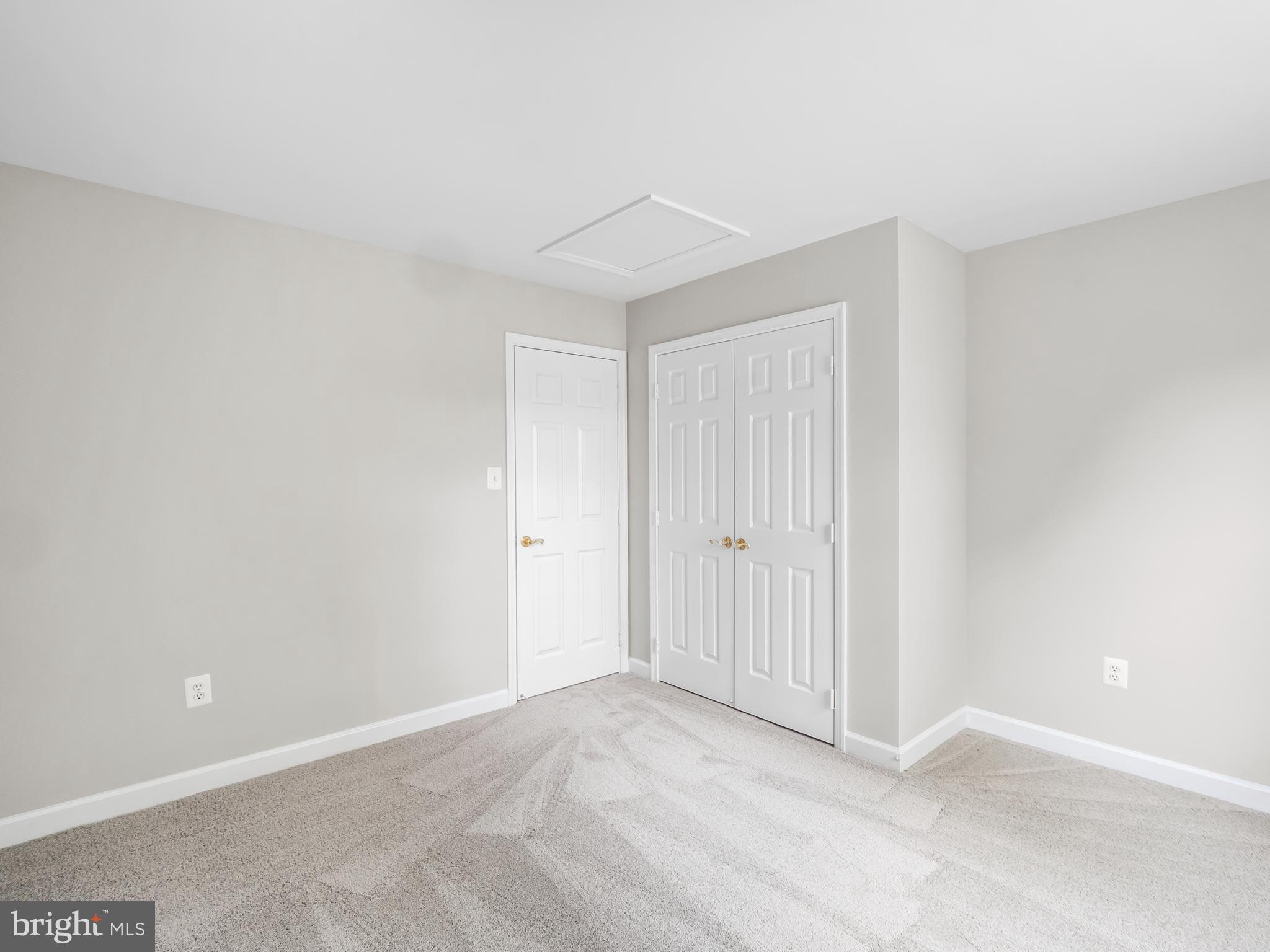 DEARBOUGHT - Residential Lease