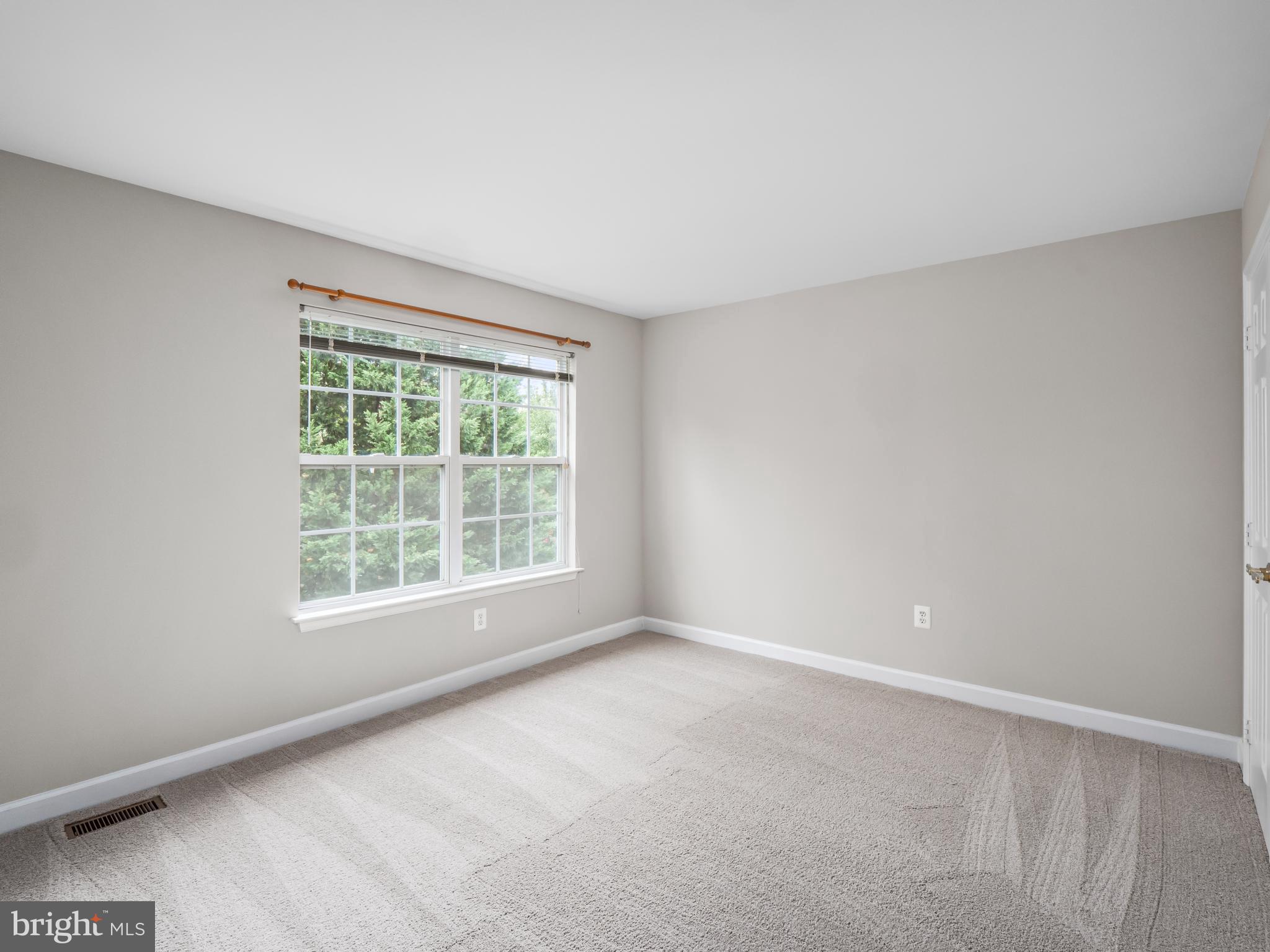 DEARBOUGHT - Residential Lease