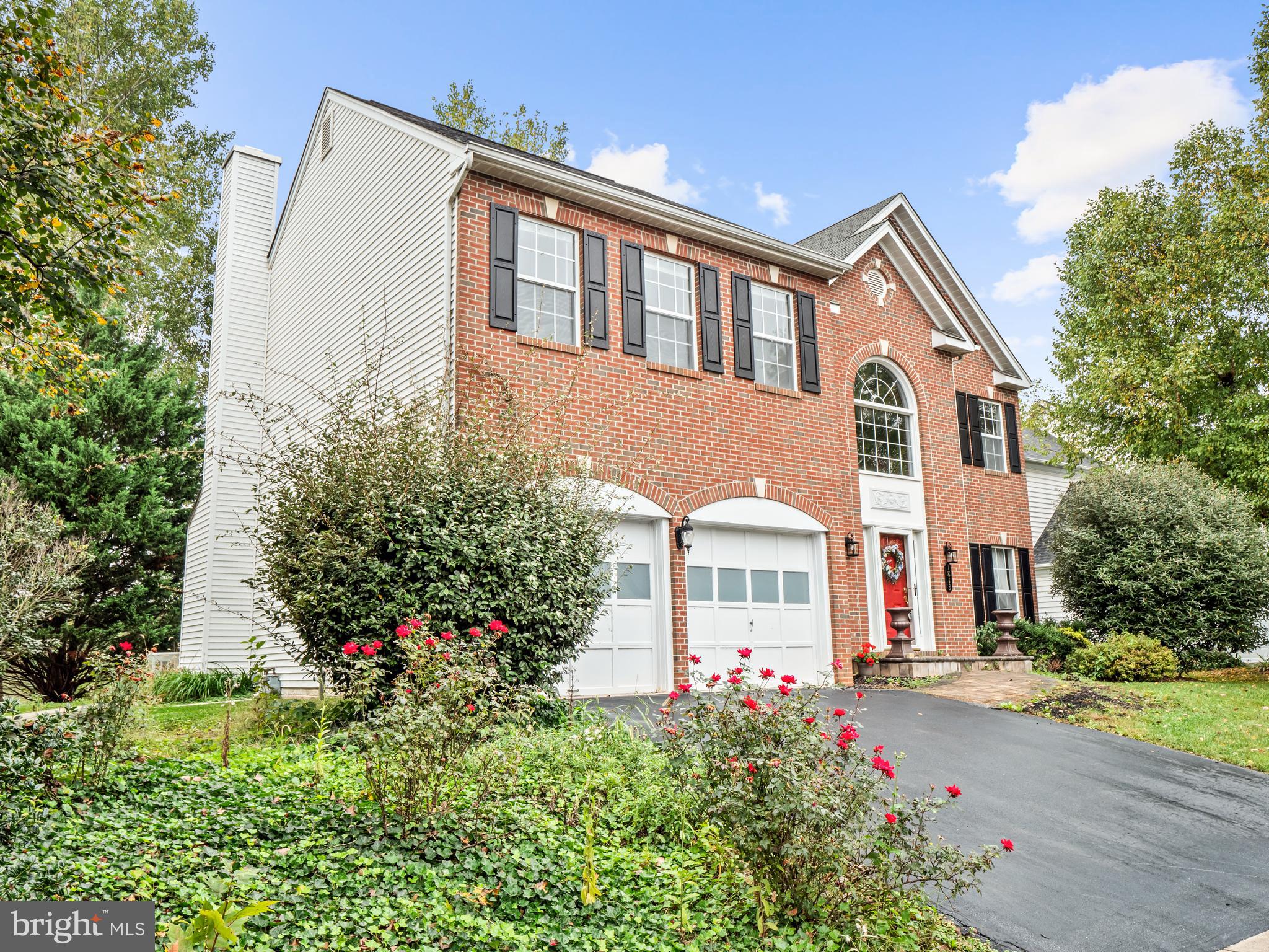 DEARBOUGHT - Residential Lease